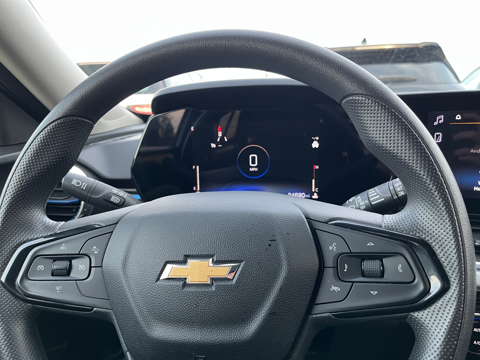 Thumbnail: 2025 Chevrolet Trax - 5