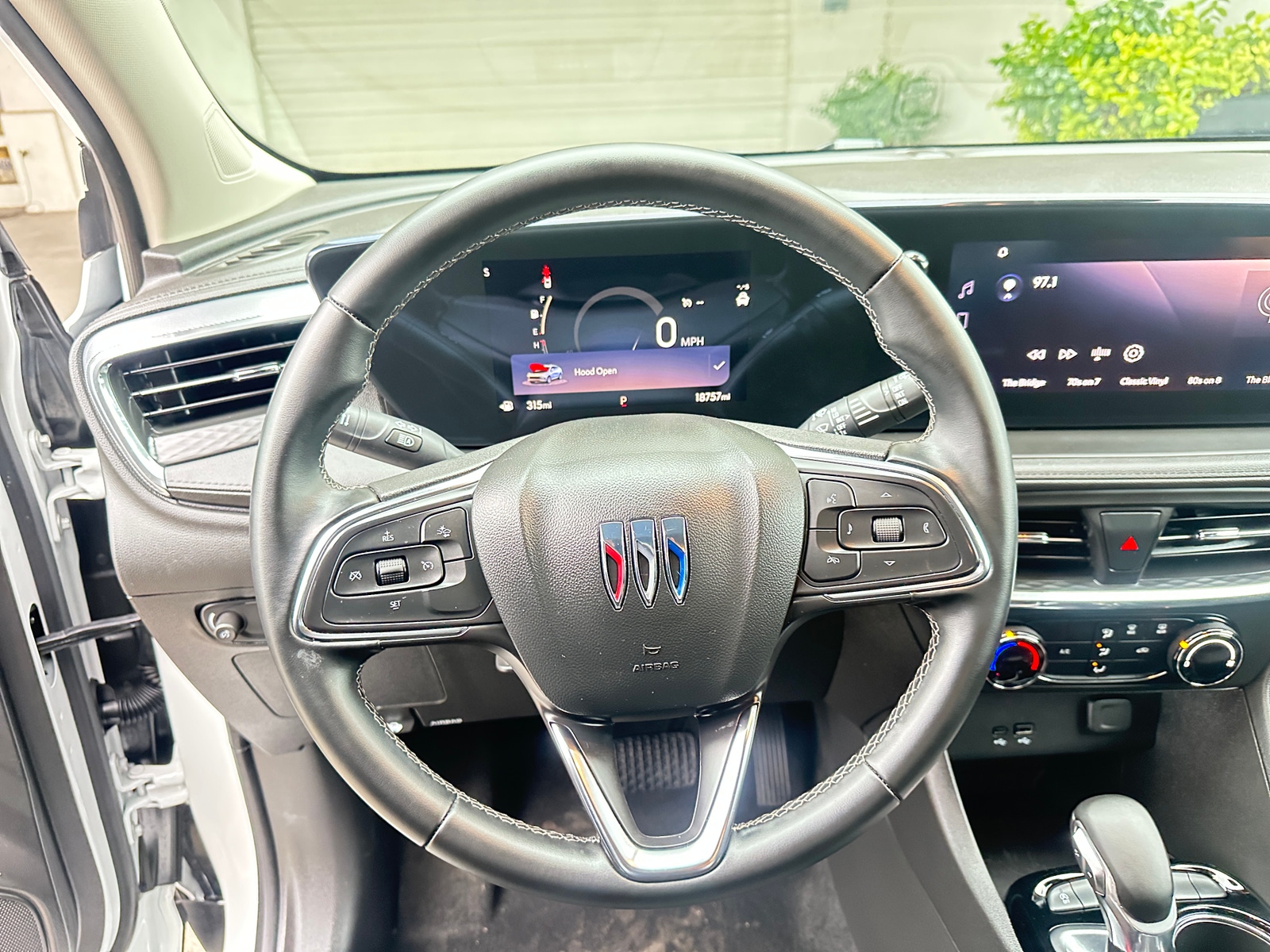 Thumbnail: 2025 Buick Encore GX - 5