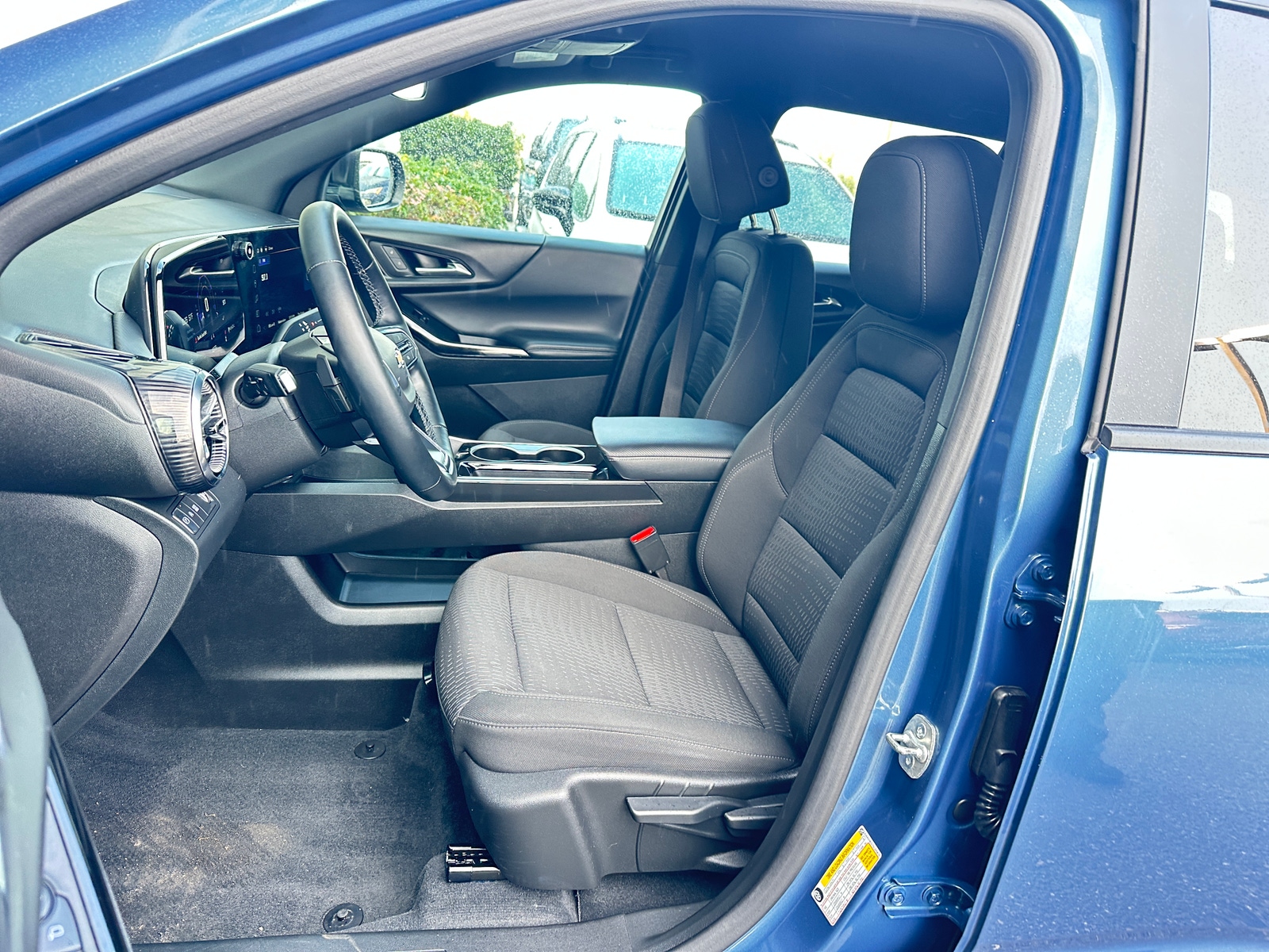 Thumbnail: 2025 Chevrolet Equinox - 2