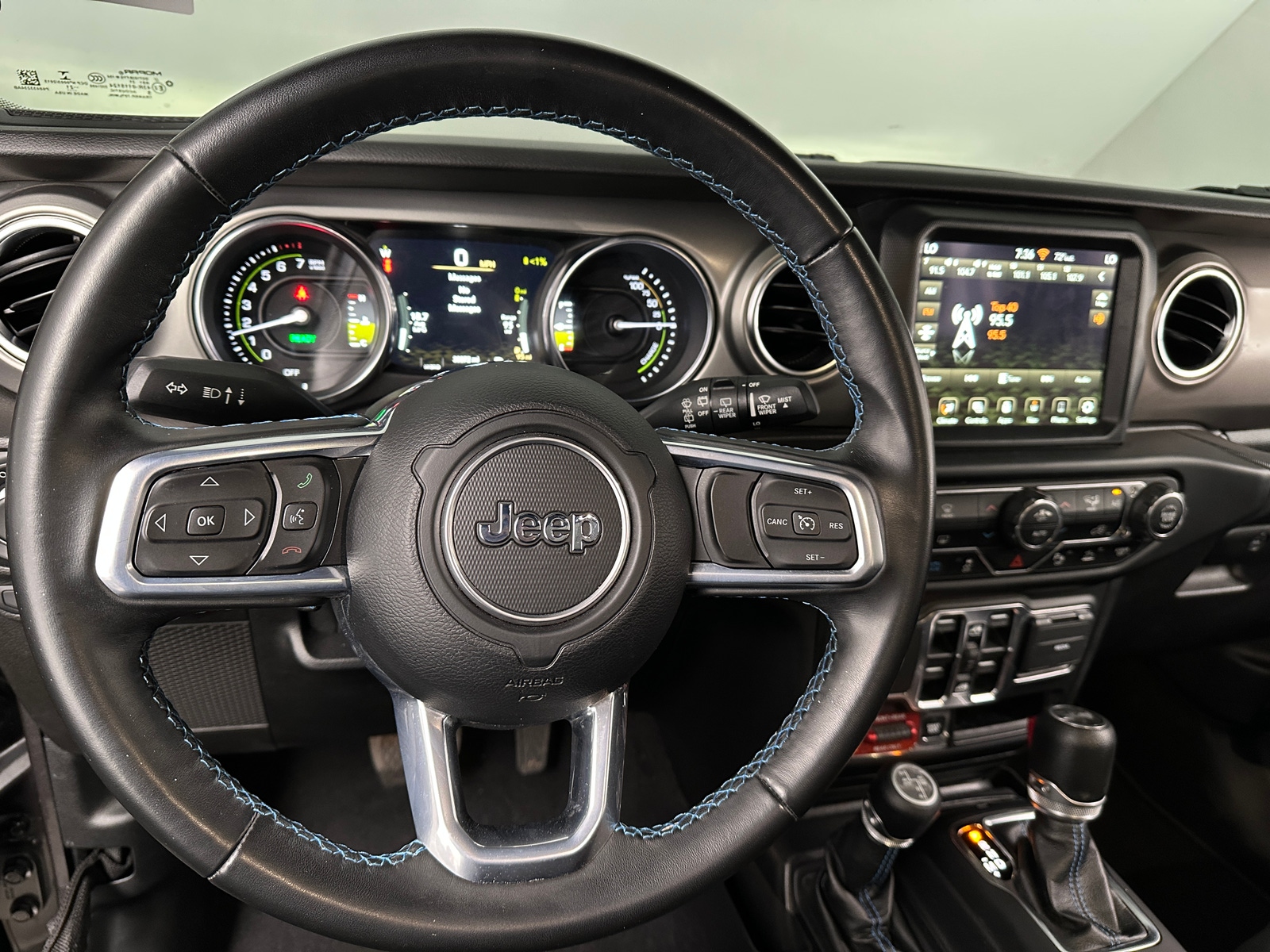 Thumbnail: 2021 Jeep Wrangler - 5