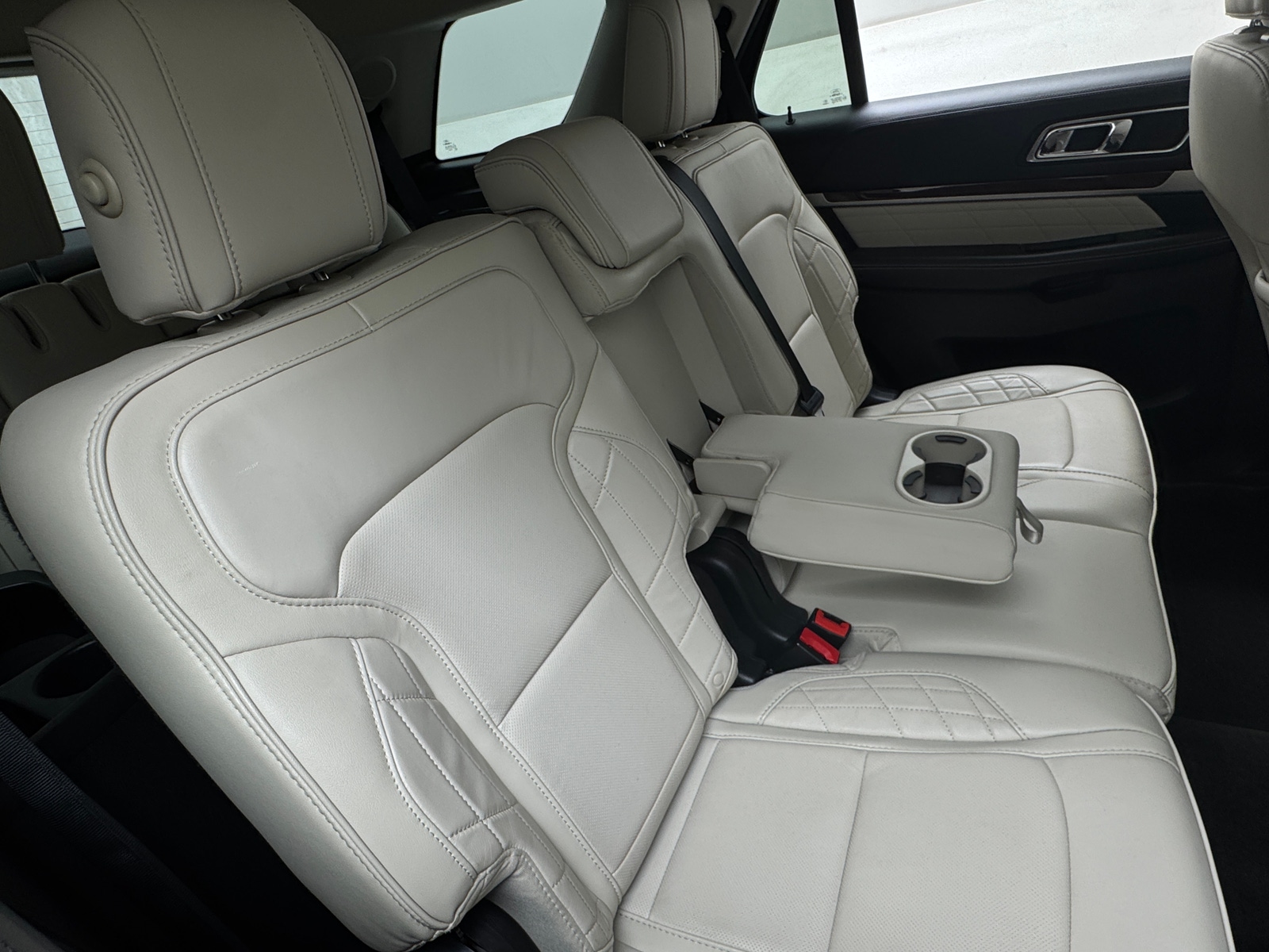 Thumbnail: 2017 Ford Explorer - 5