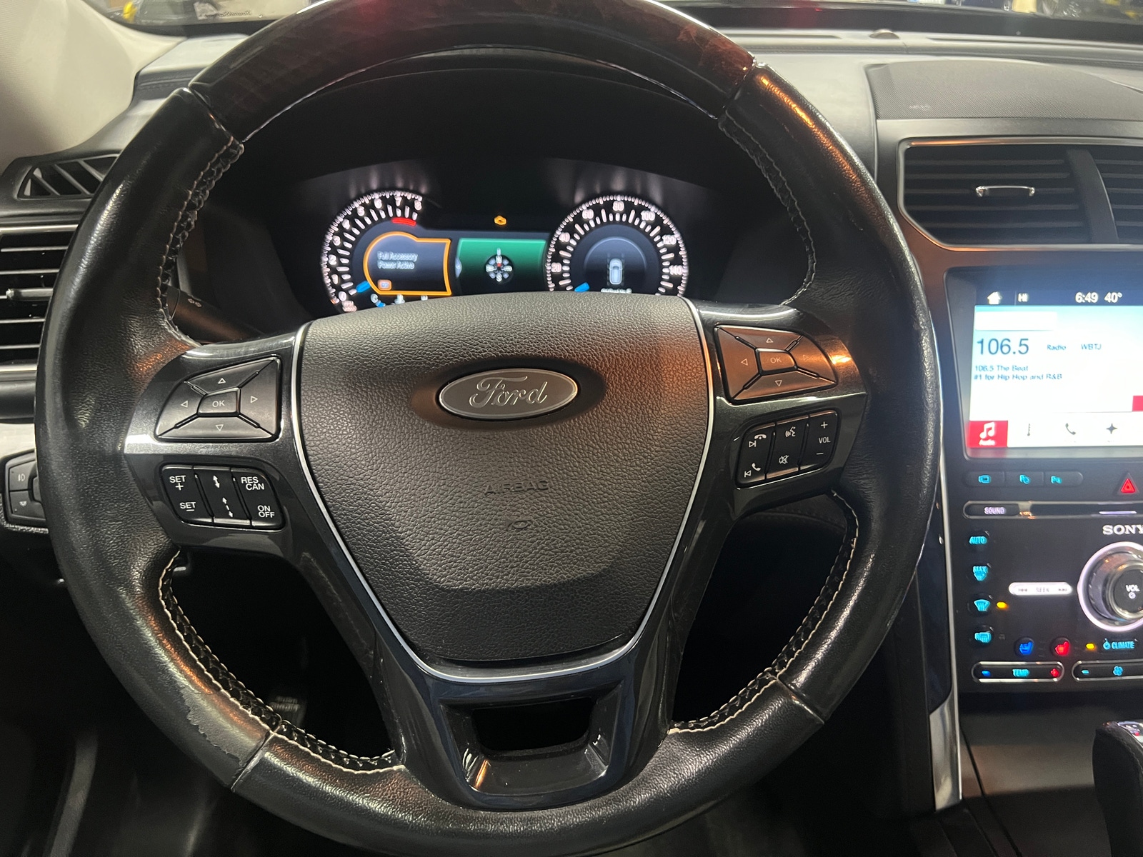 Thumbnail: 2017 Ford Explorer - 4