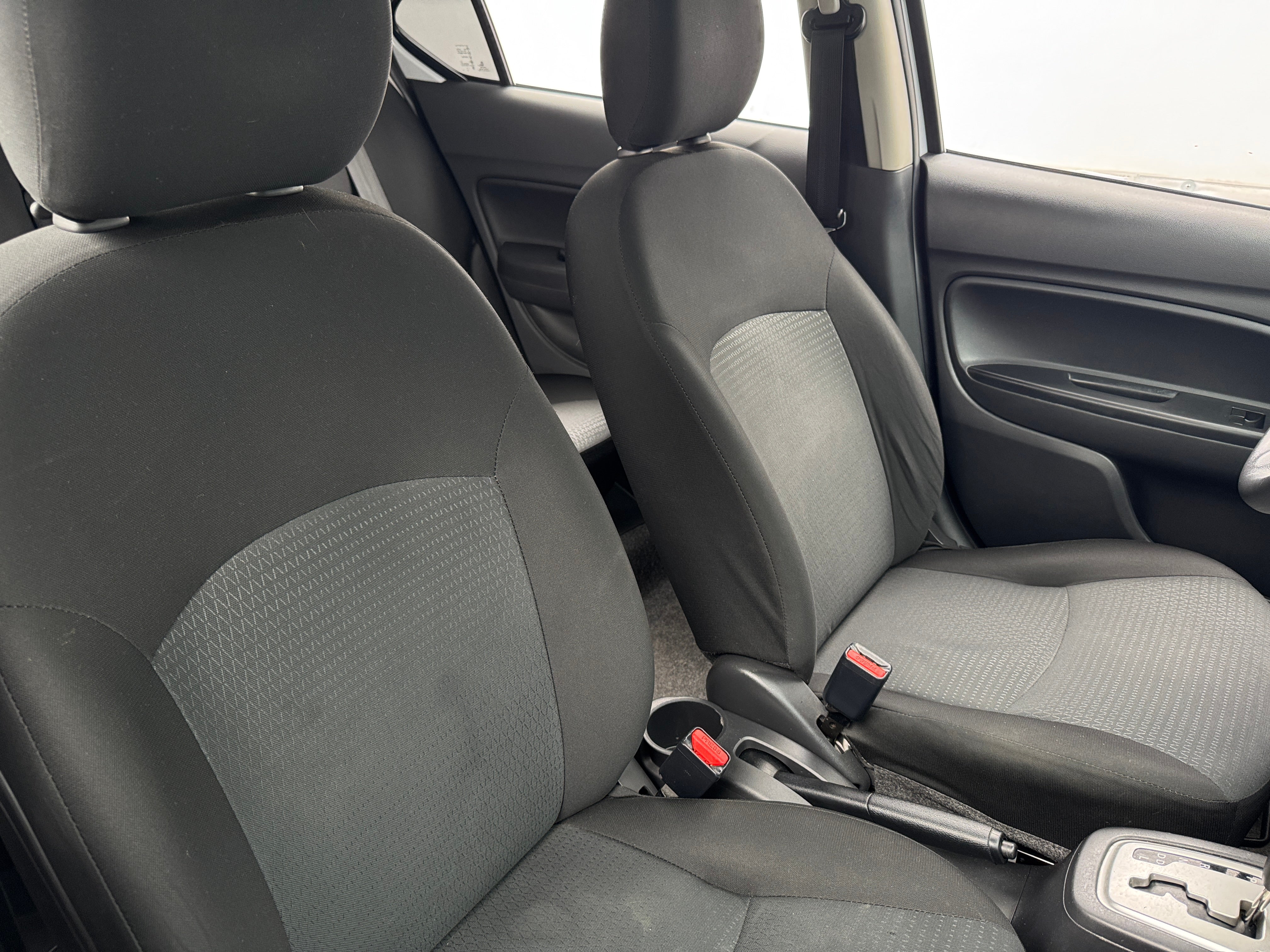 2024 Mitsubishi Mirage G4