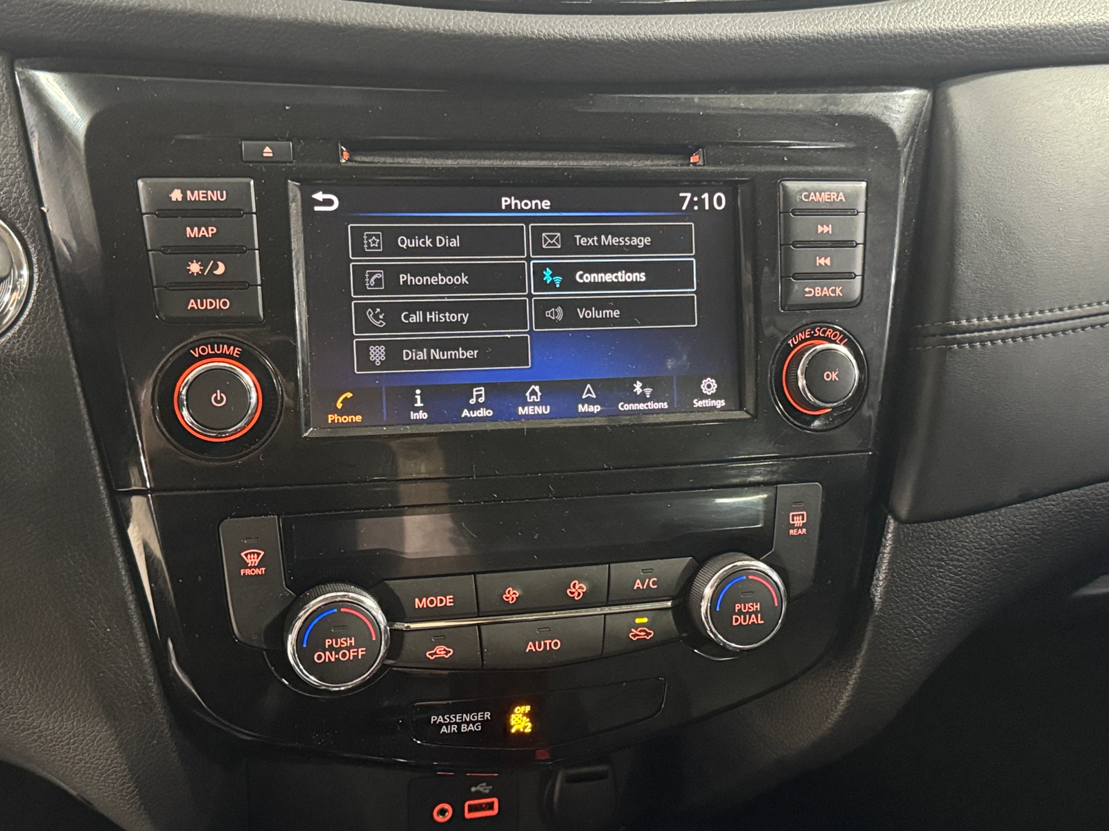 Thumbnail: 2019 Nissan Rogue - 3