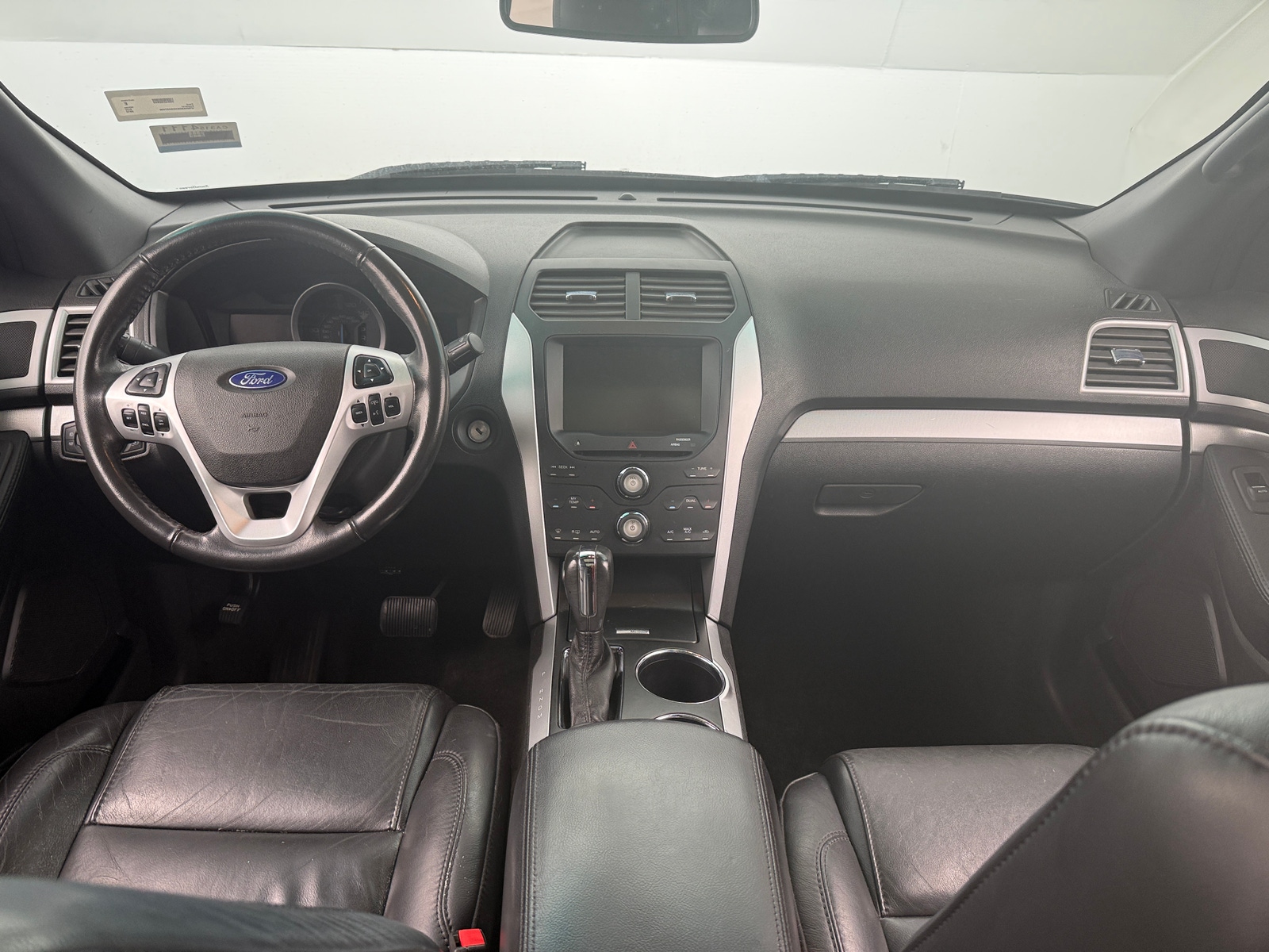 Thumbnail: 2012 Ford Explorer - 3