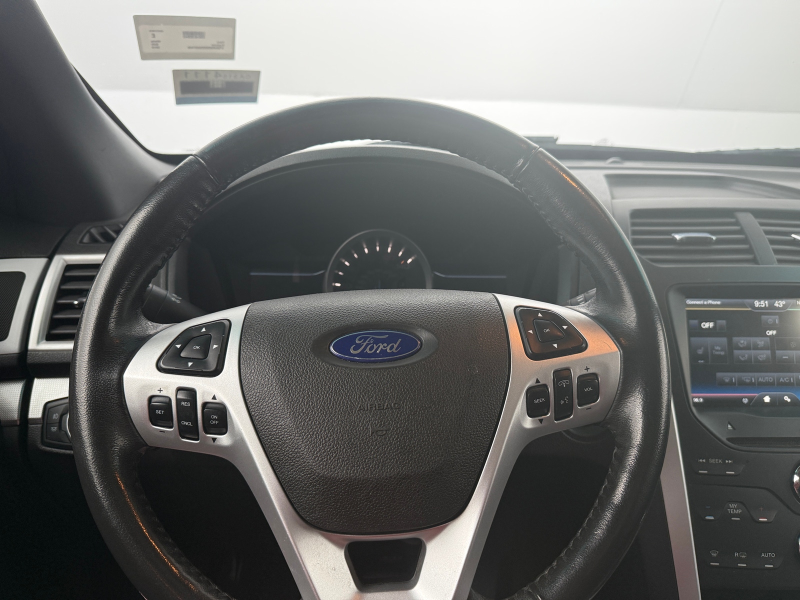 Thumbnail: 2012 Ford Explorer - 5