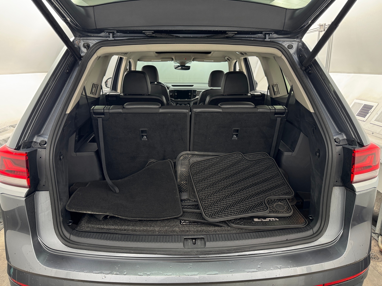 Thumbnail: 2021 Volkswagen Atlas - 6