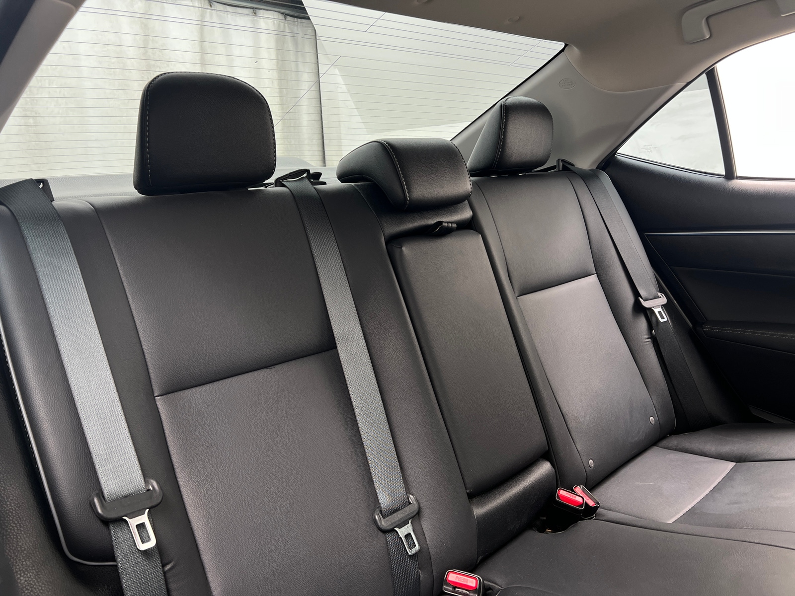 Thumbnail: 2015 Toyota Corolla - 6