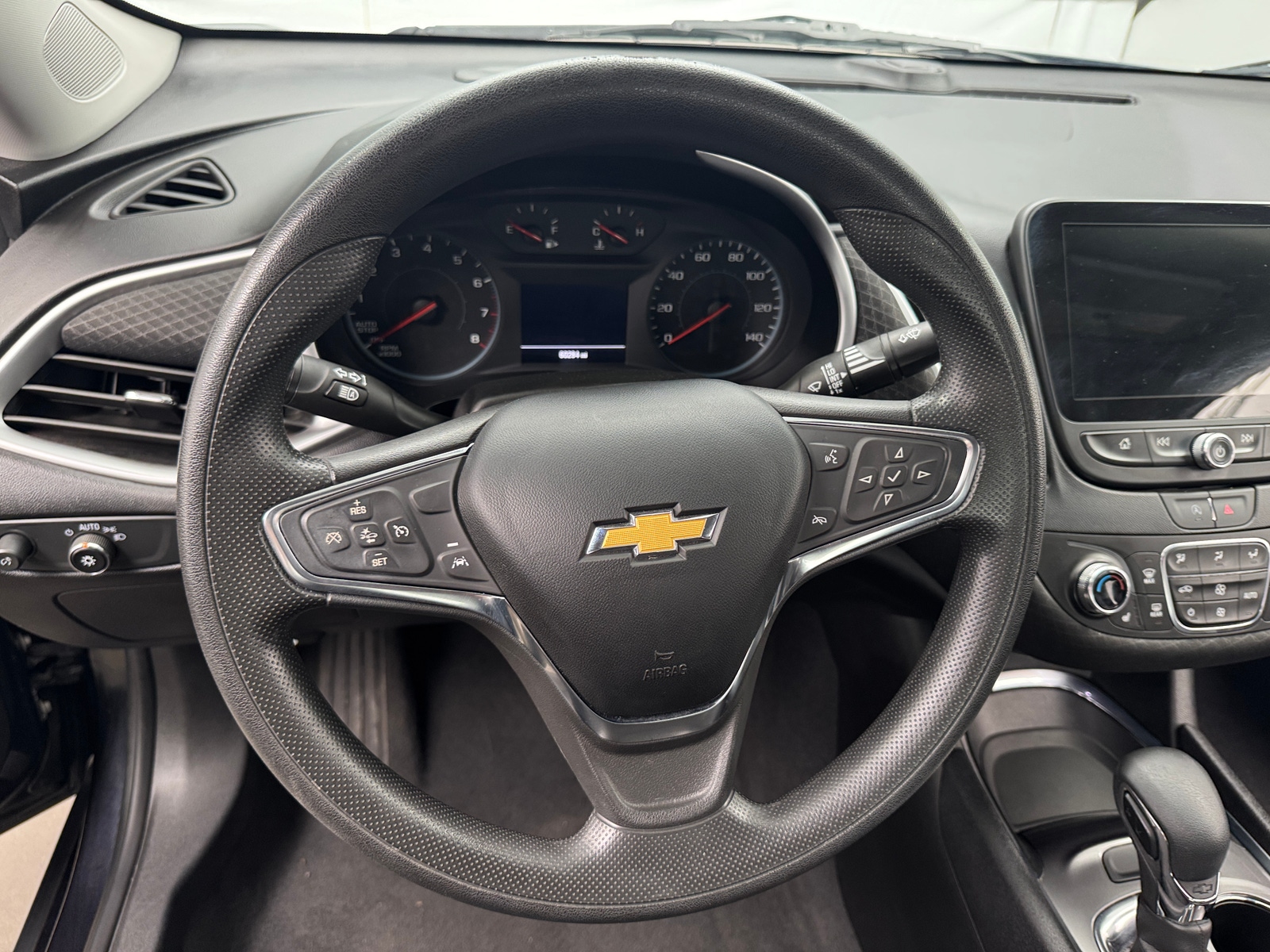 Thumbnail: 2023 Chevrolet Malibu - 5