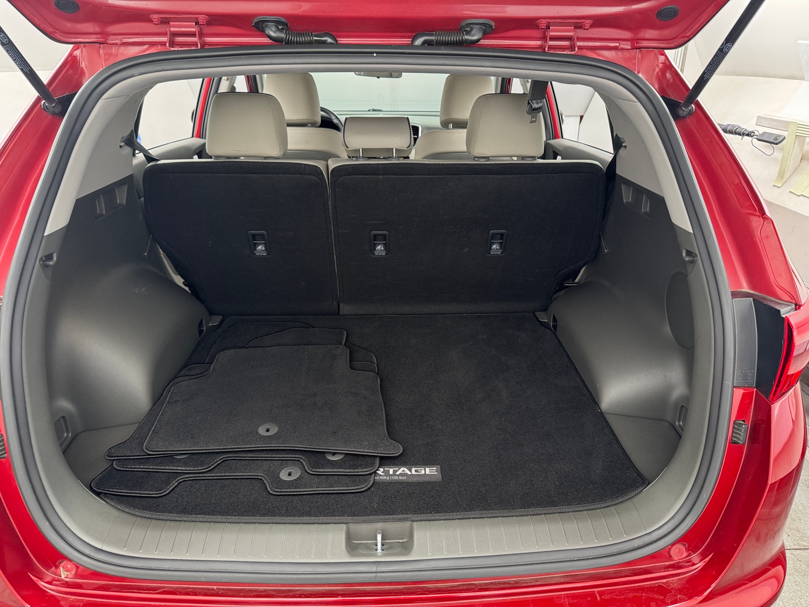 Thumbnail: 2018 Kia Sportage - 6