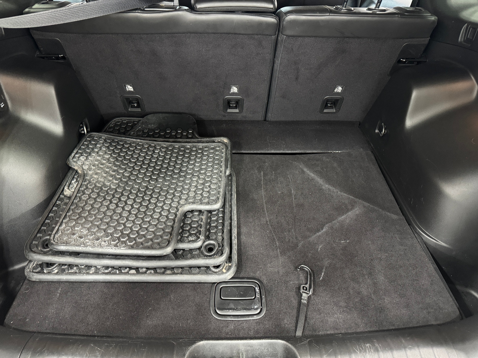 Thumbnail: 2019 Jeep Cherokee - 7