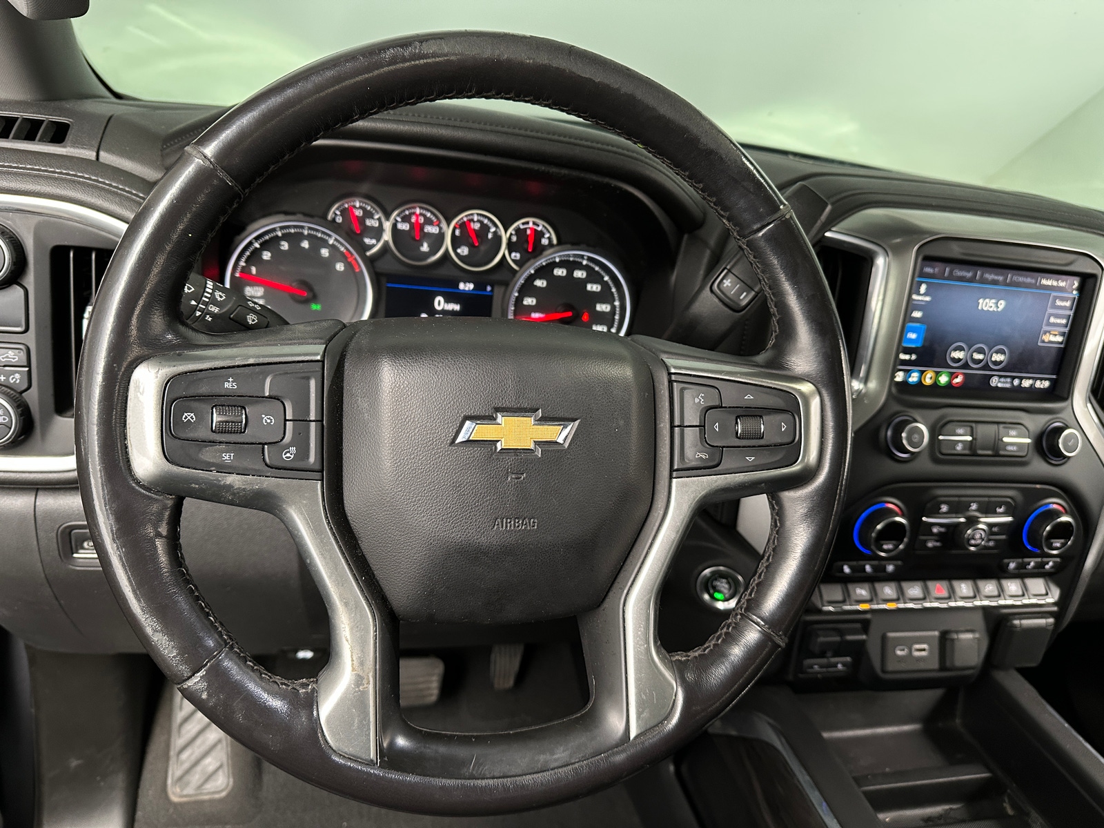 Thumbnail: 2021 Chevrolet Silverado 1500 - 4