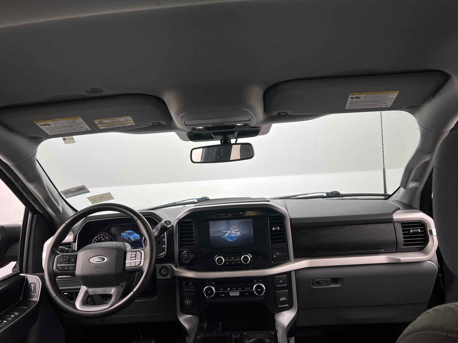 Thumbnail: 2023 Ford Econoline - 3