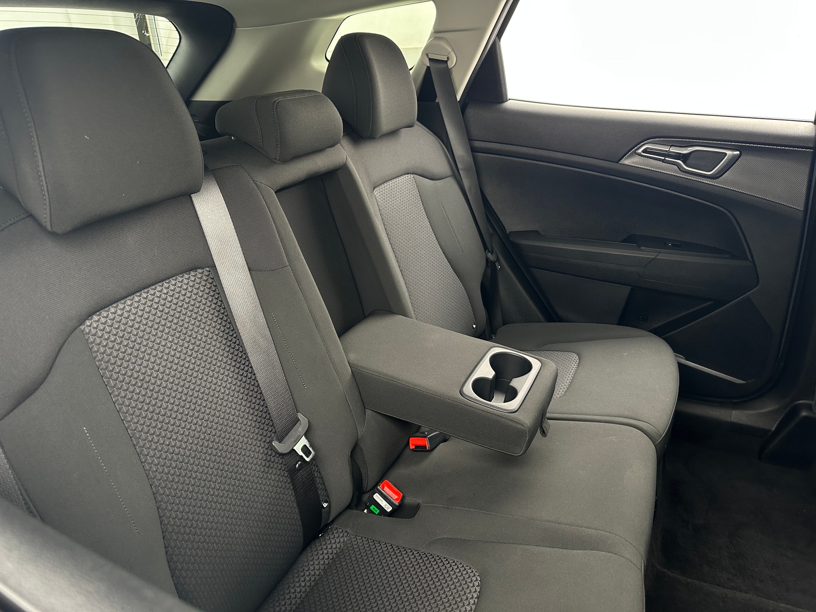 Thumbnail: 2025 Kia Sportage - 6