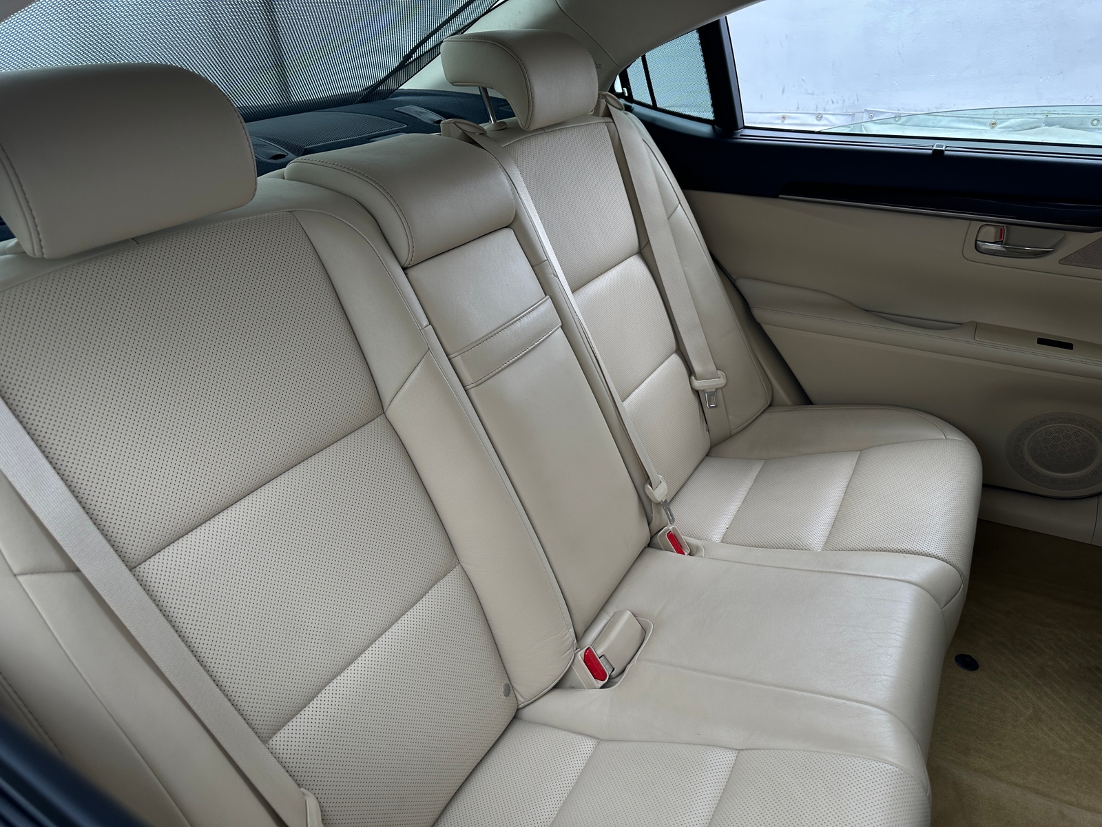 Thumbnail: 2014 Lexus ES - 5