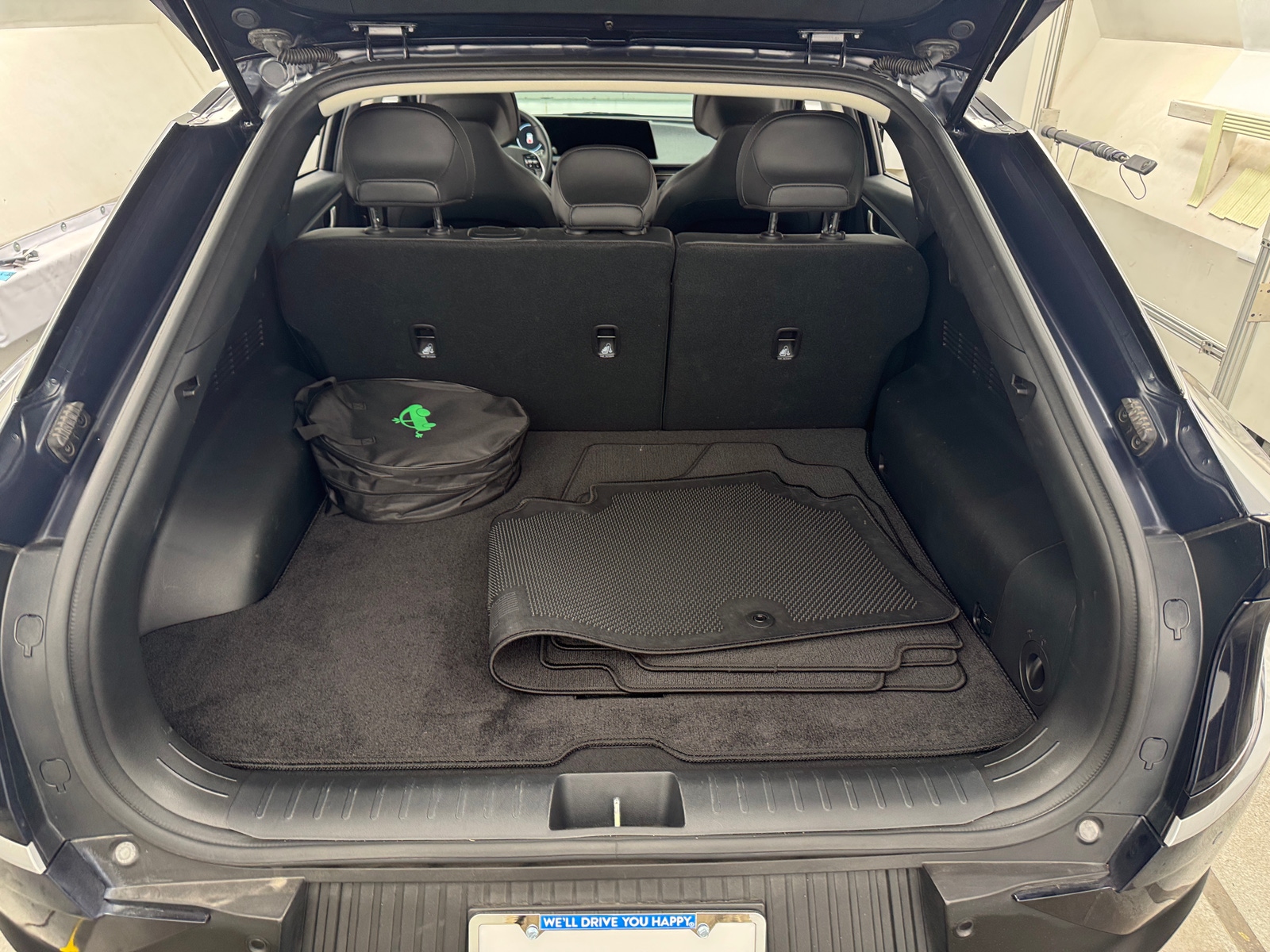 Thumbnail: 2023 Kia EV6 - 6