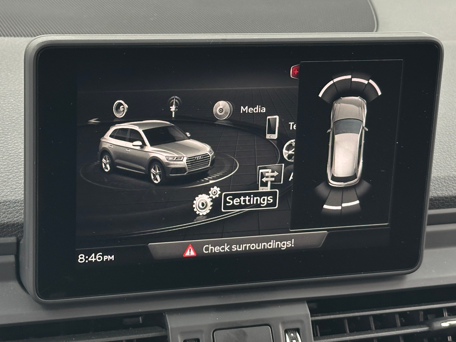 Thumbnail: 2020 Audi Q5 - 3