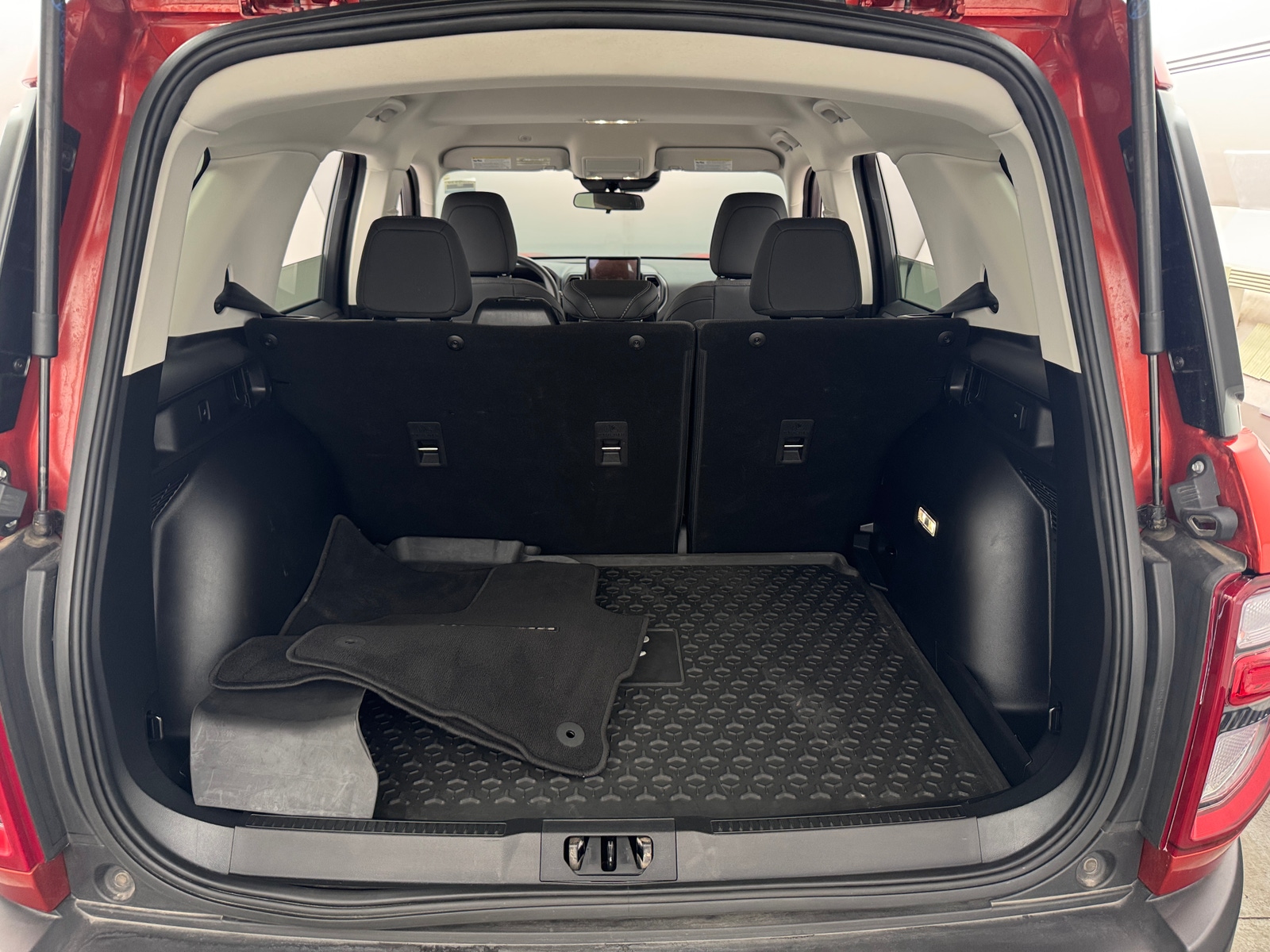 Thumbnail: 2023 Ford Bronco Sport - 7