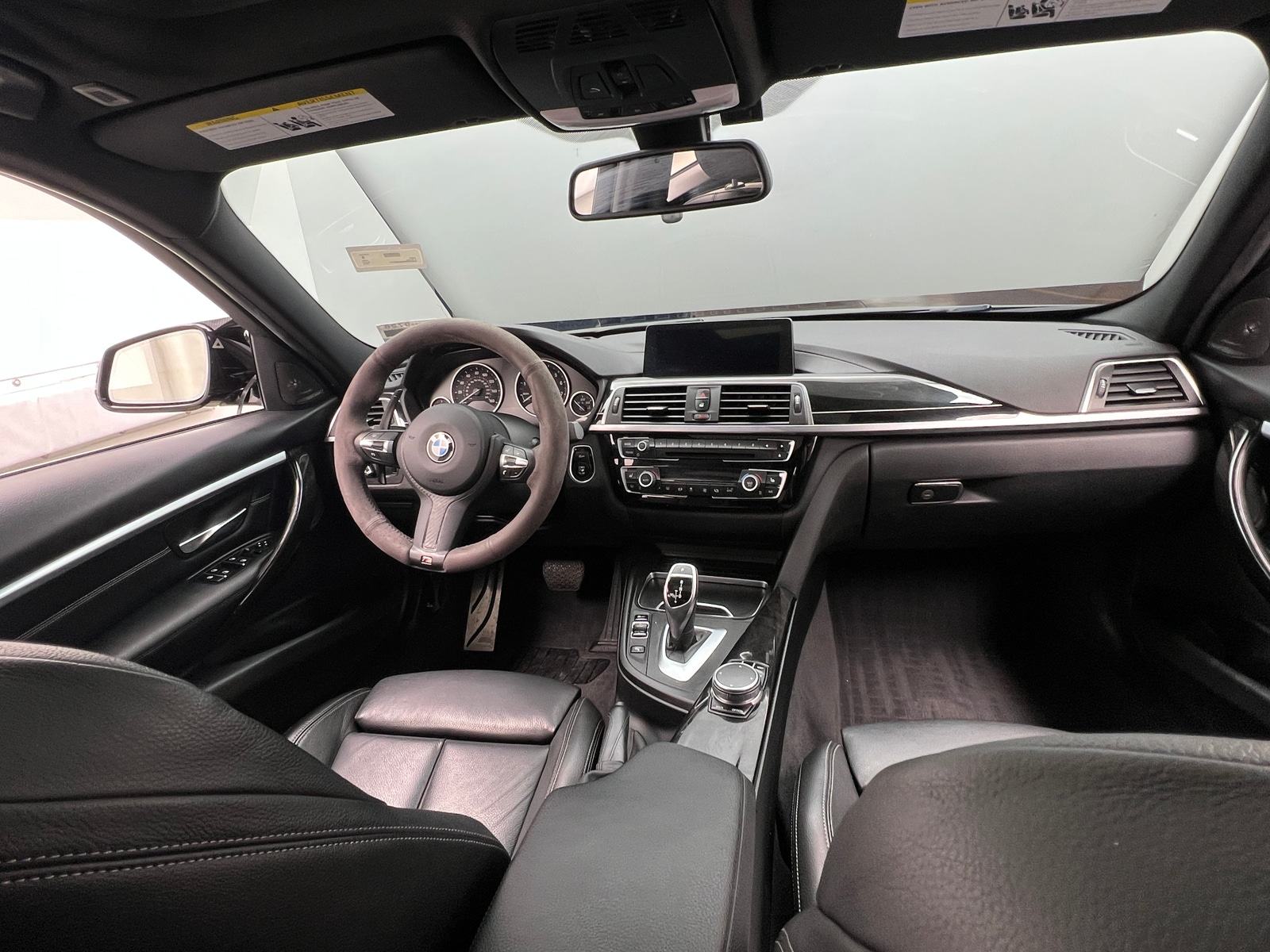 Thumbnail: 2018 BMW 3 Series - 2