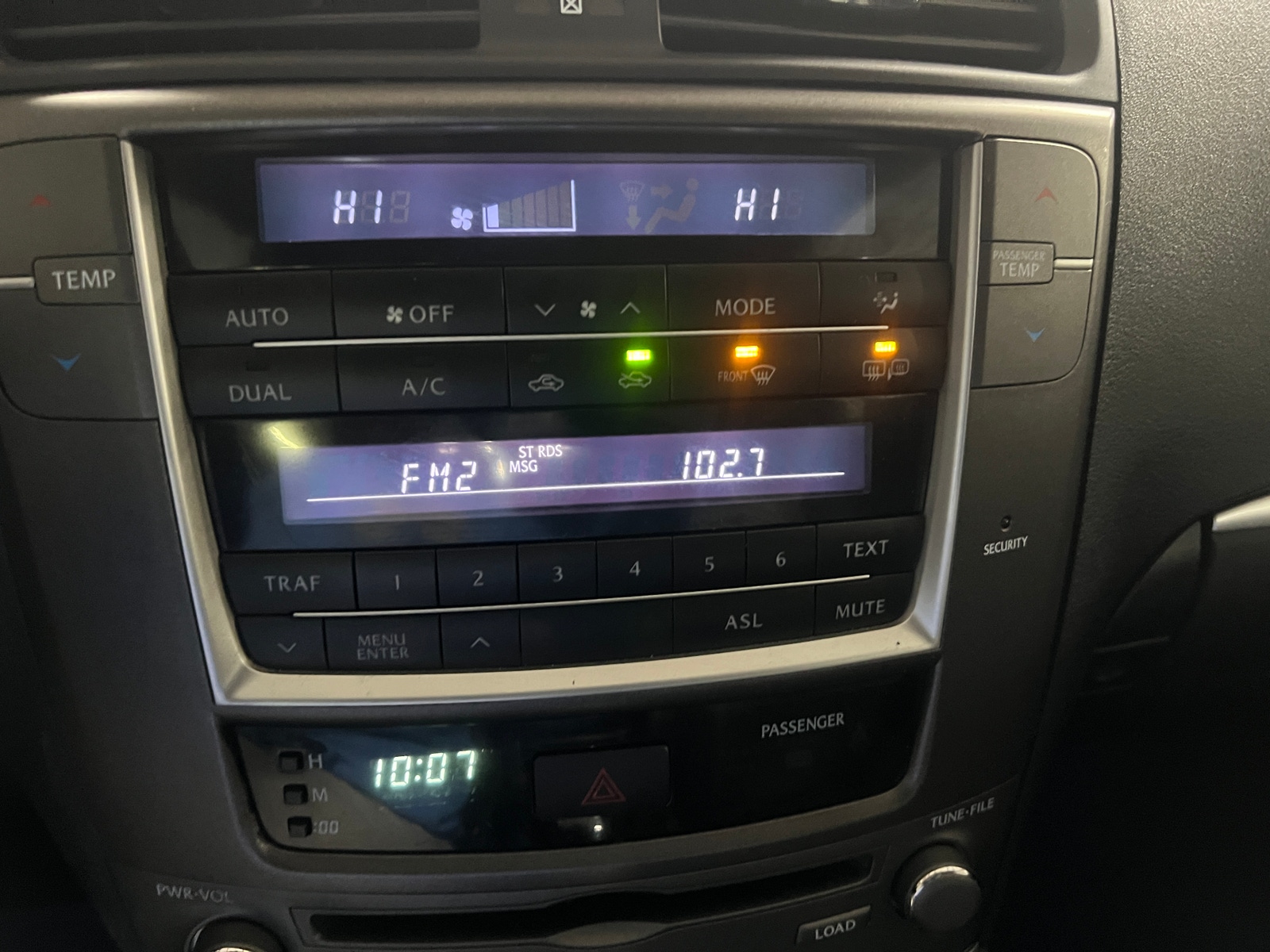 Thumbnail: 2012 Lexus IS - 3