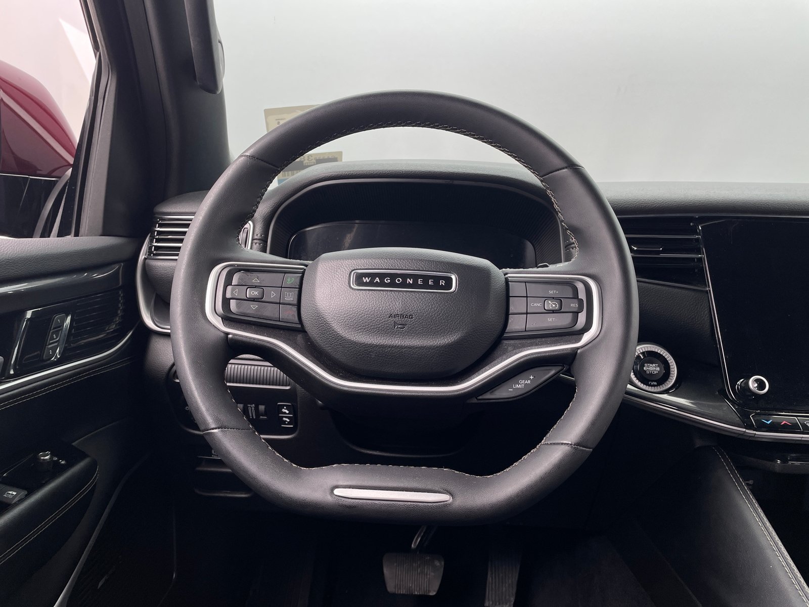 Thumbnail: 2022 Jeep Wagoneer - 4