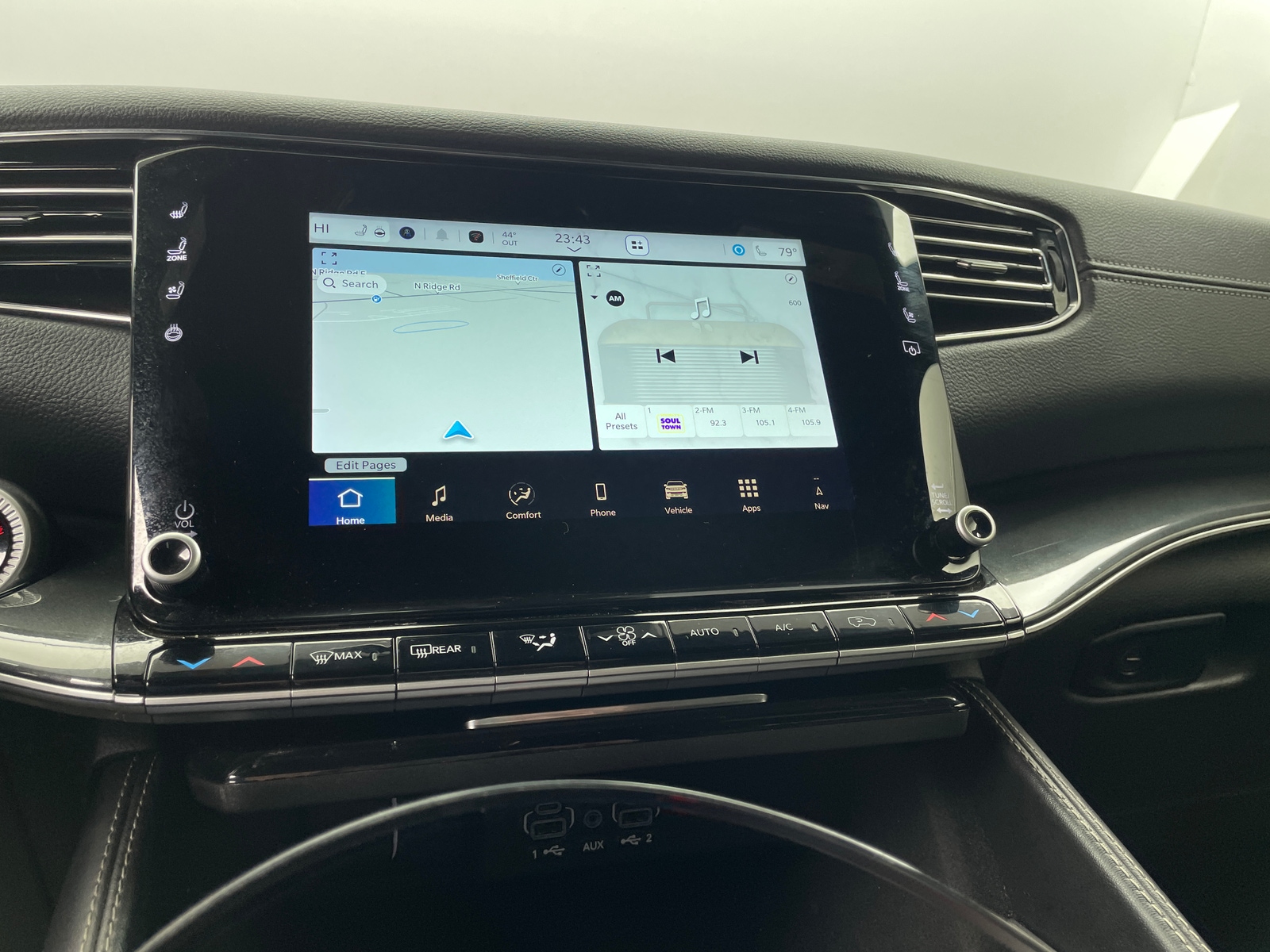 Thumbnail: 2022 Jeep Wagoneer - 3