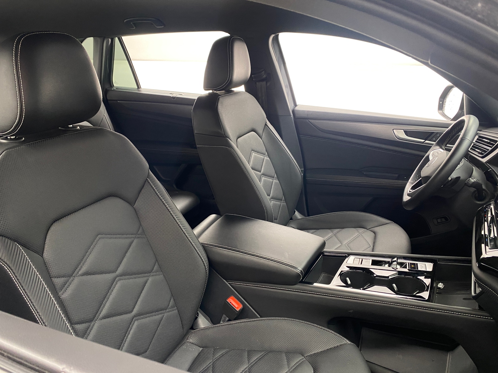 Thumbnail: 2025 Volkswagen Atlas - 2