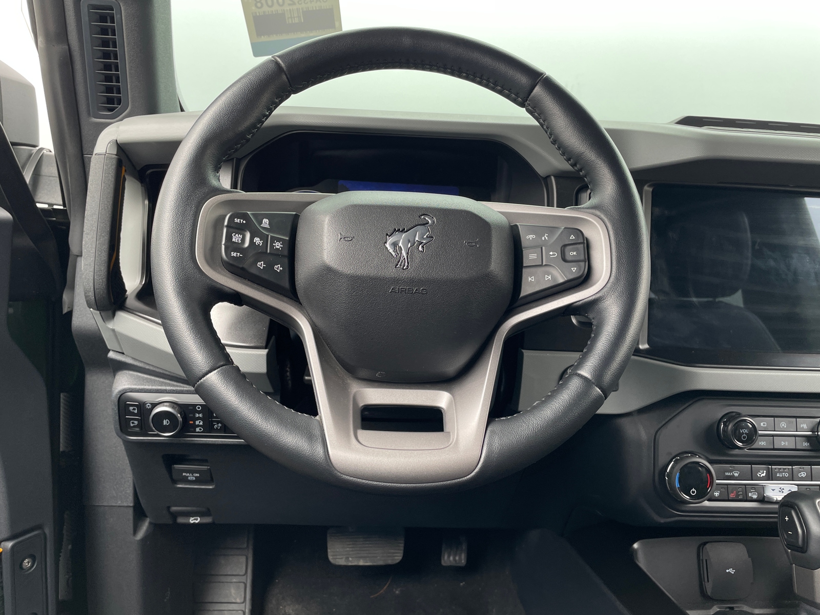 Thumbnail: 2023 Ford Bronco - 4