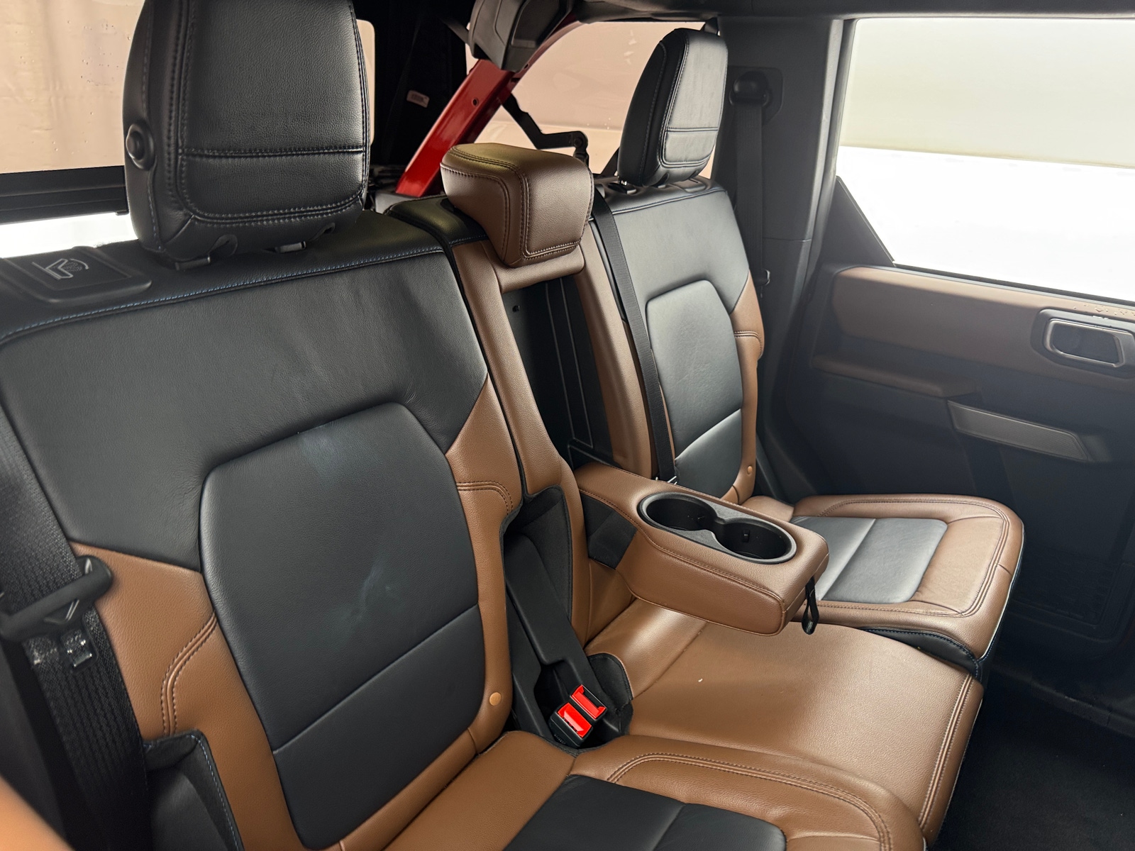 Thumbnail: 2022 Ford Bronco - 6