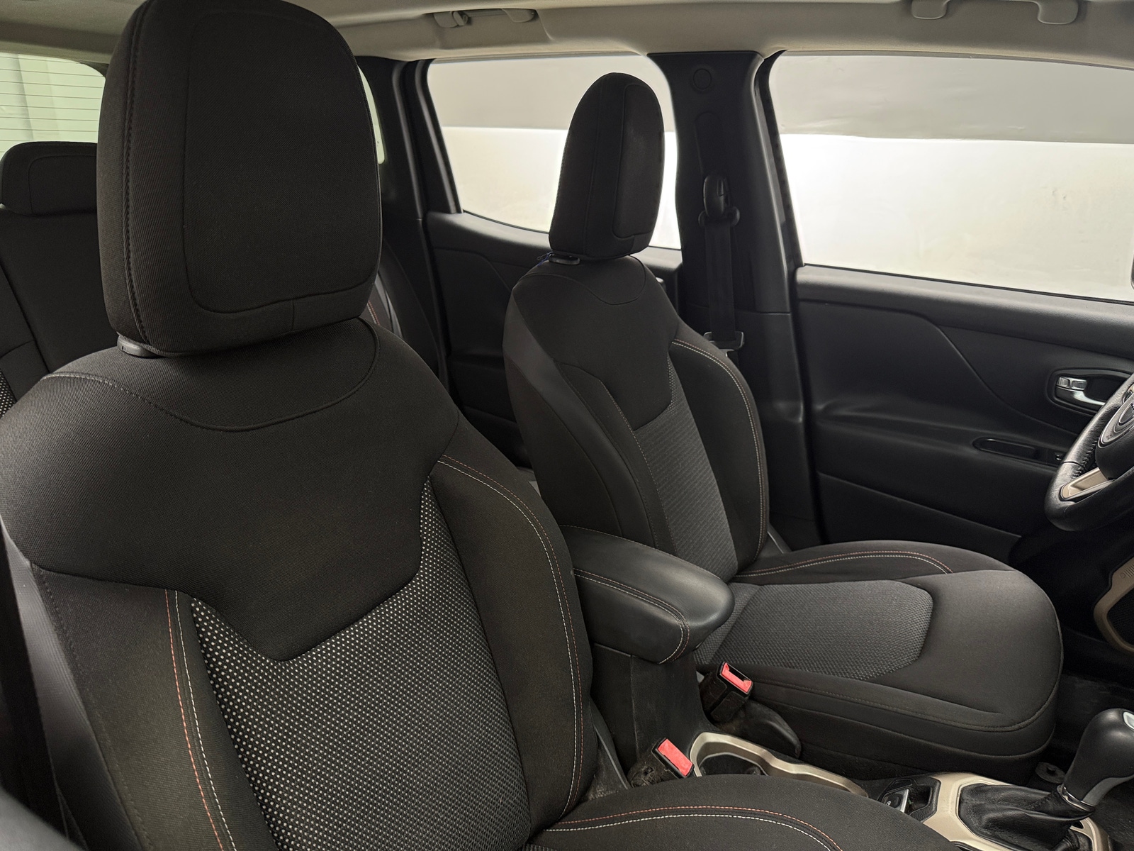 Thumbnail: 2016 Jeep Renegade - 2