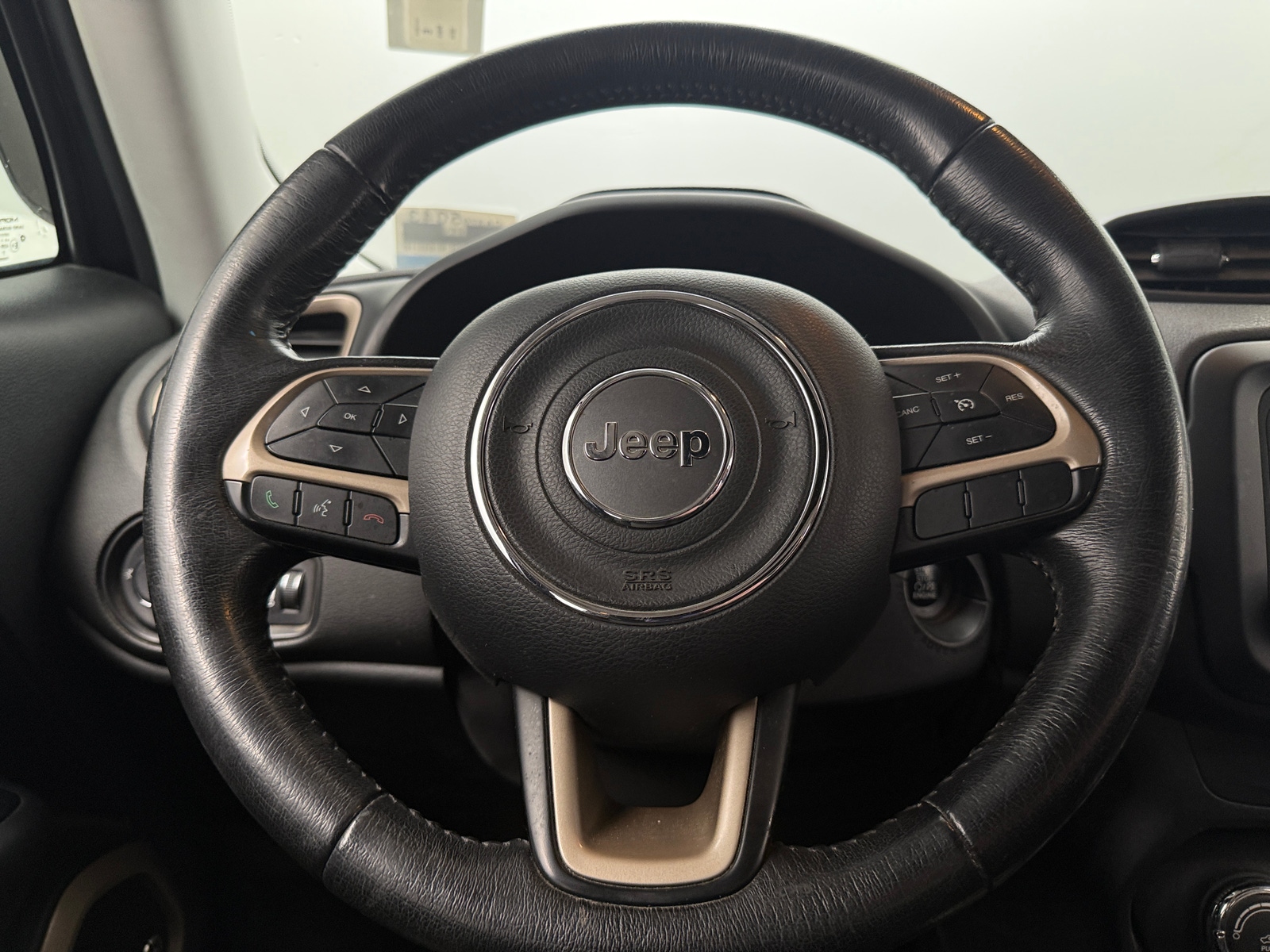 Thumbnail: 2016 Jeep Renegade - 5