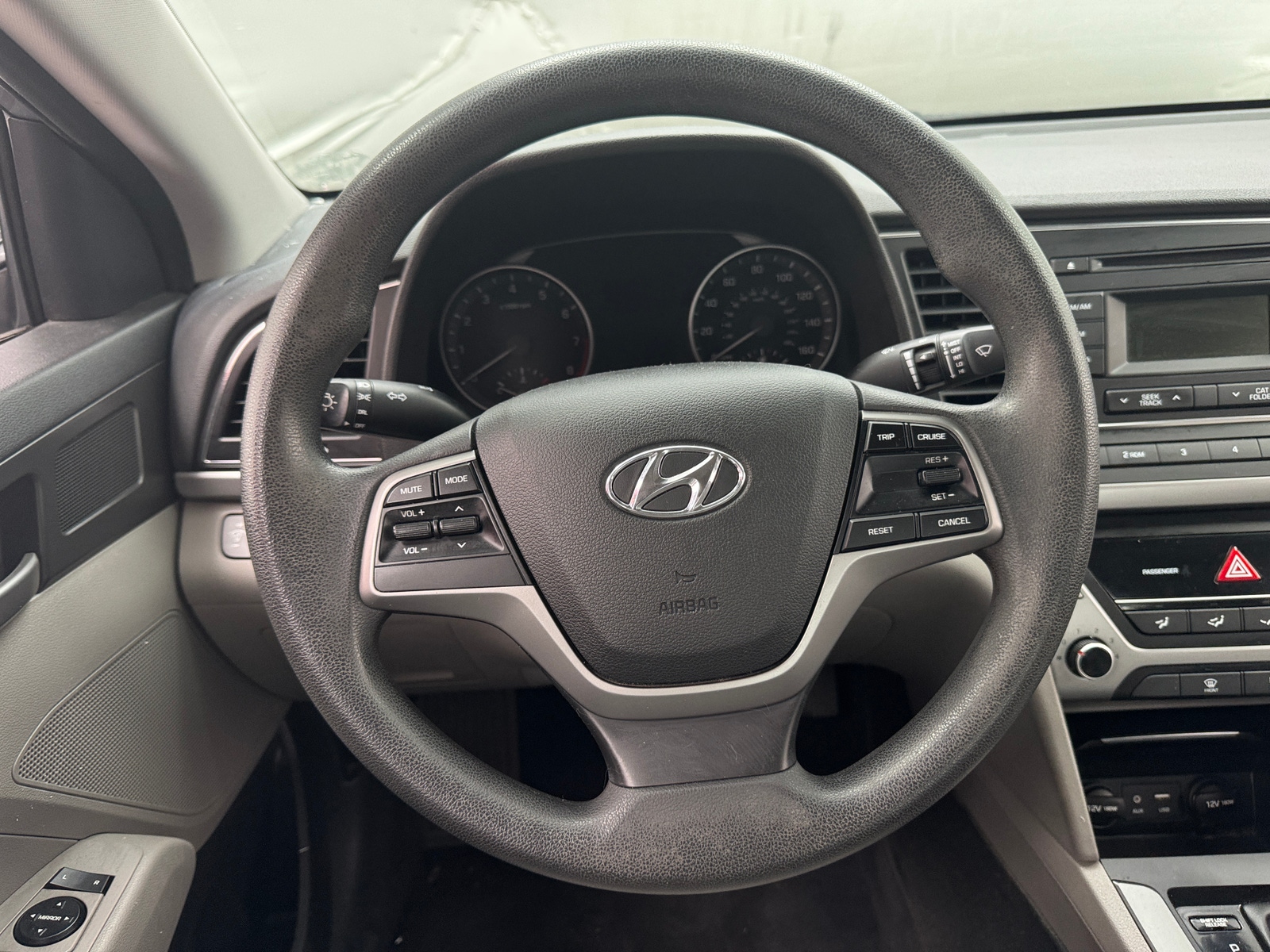 Thumbnail: 2017 Hyundai Elantra - 5