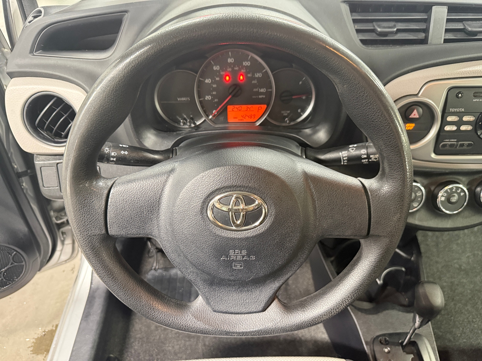 Thumbnail: 2013 Toyota Yaris - 5