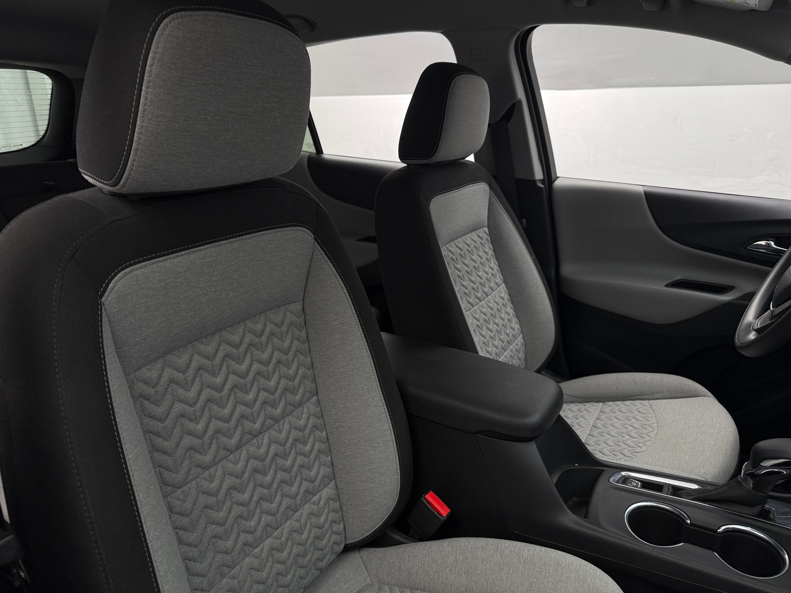 Thumbnail: 2023 Chevrolet Equinox - 2