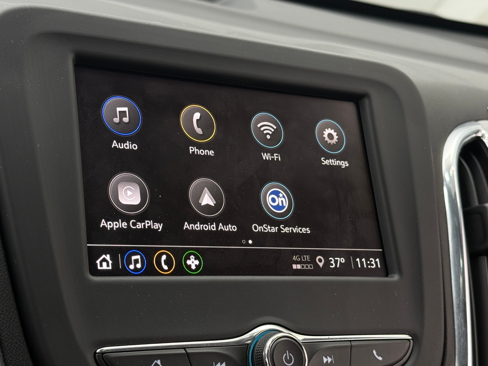 Thumbnail: 2023 Chevrolet Equinox - 4