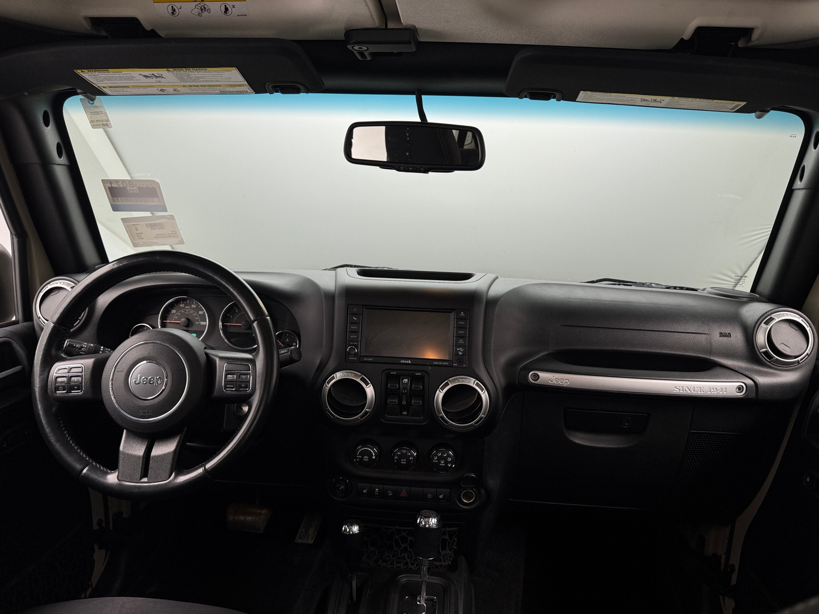 Thumbnail: 2017 Jeep Wrangler - 3