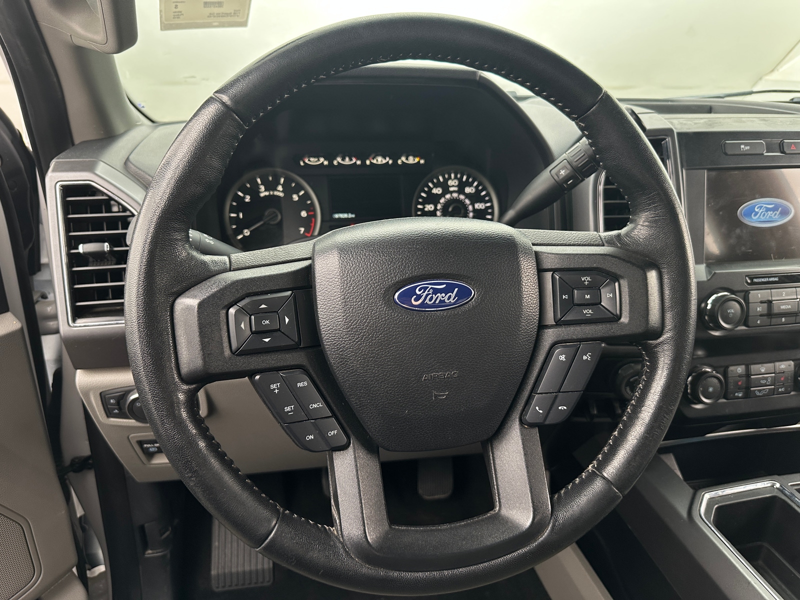 Thumbnail: 2019 Ford Econoline - 5