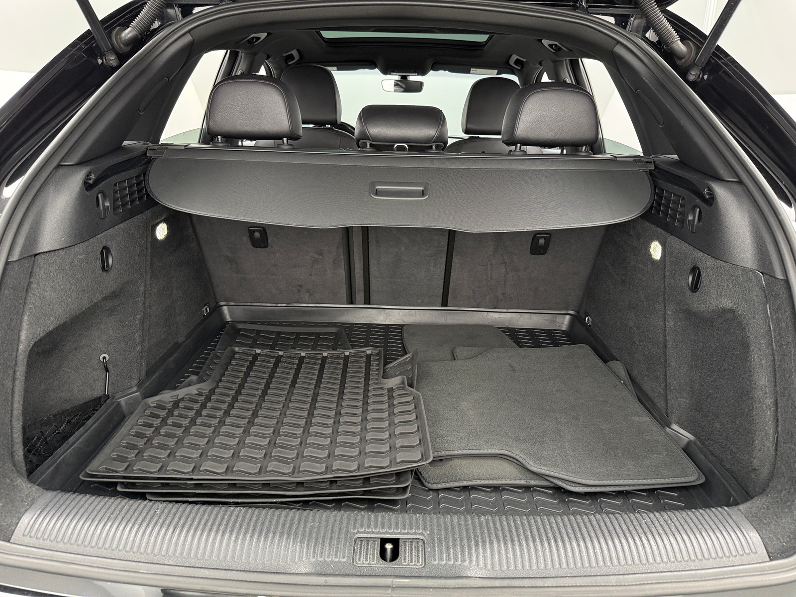 Thumbnail: 2017 Audi Q3 - 6