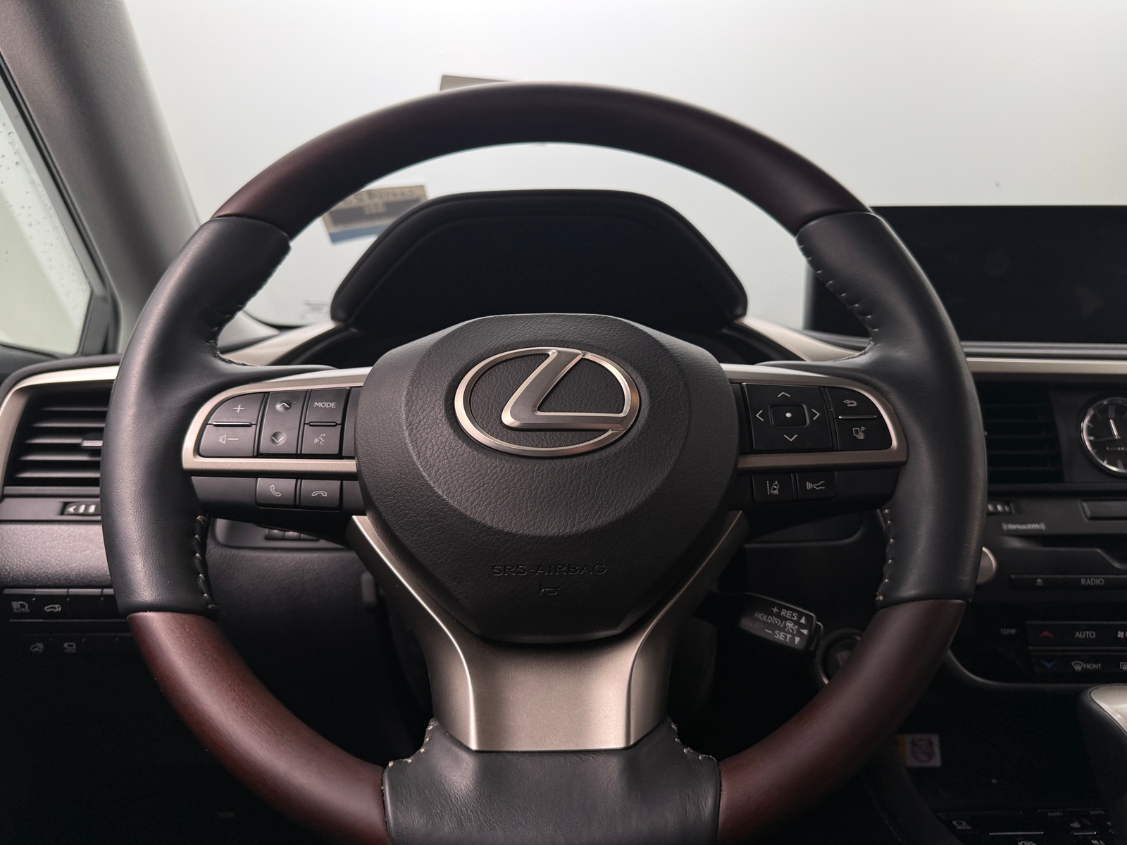 Thumbnail: 2022 Lexus RX - 4