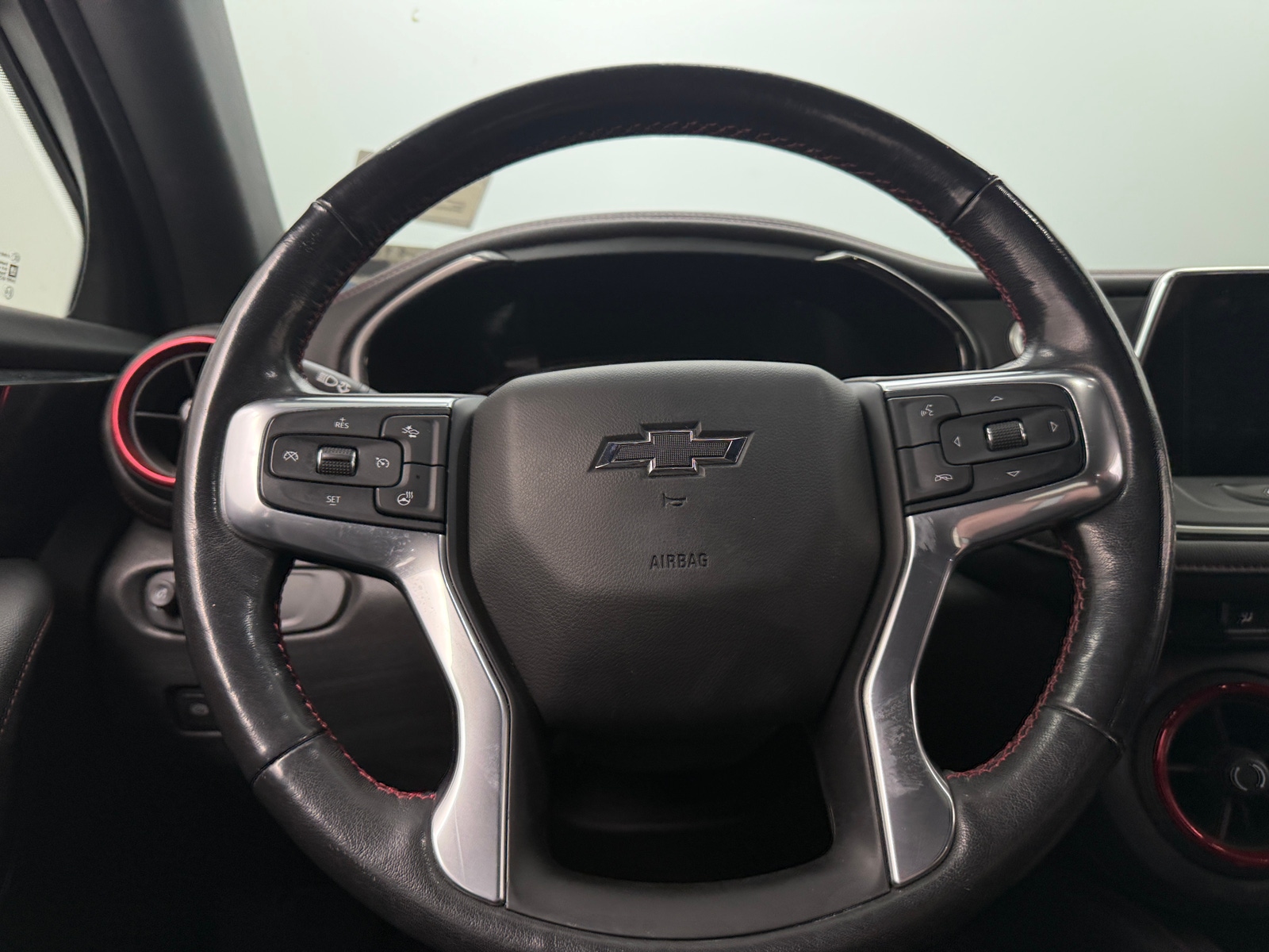 Thumbnail: 2020 Chevrolet Blazer - 4