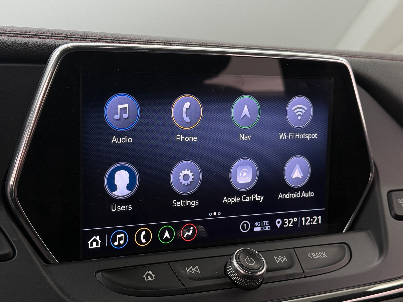 Thumbnail: 2020 Chevrolet Blazer - 3