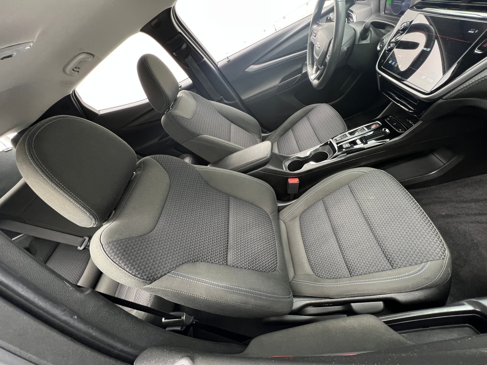 Thumbnail: 2023 Chevrolet Bolt EUV - 2