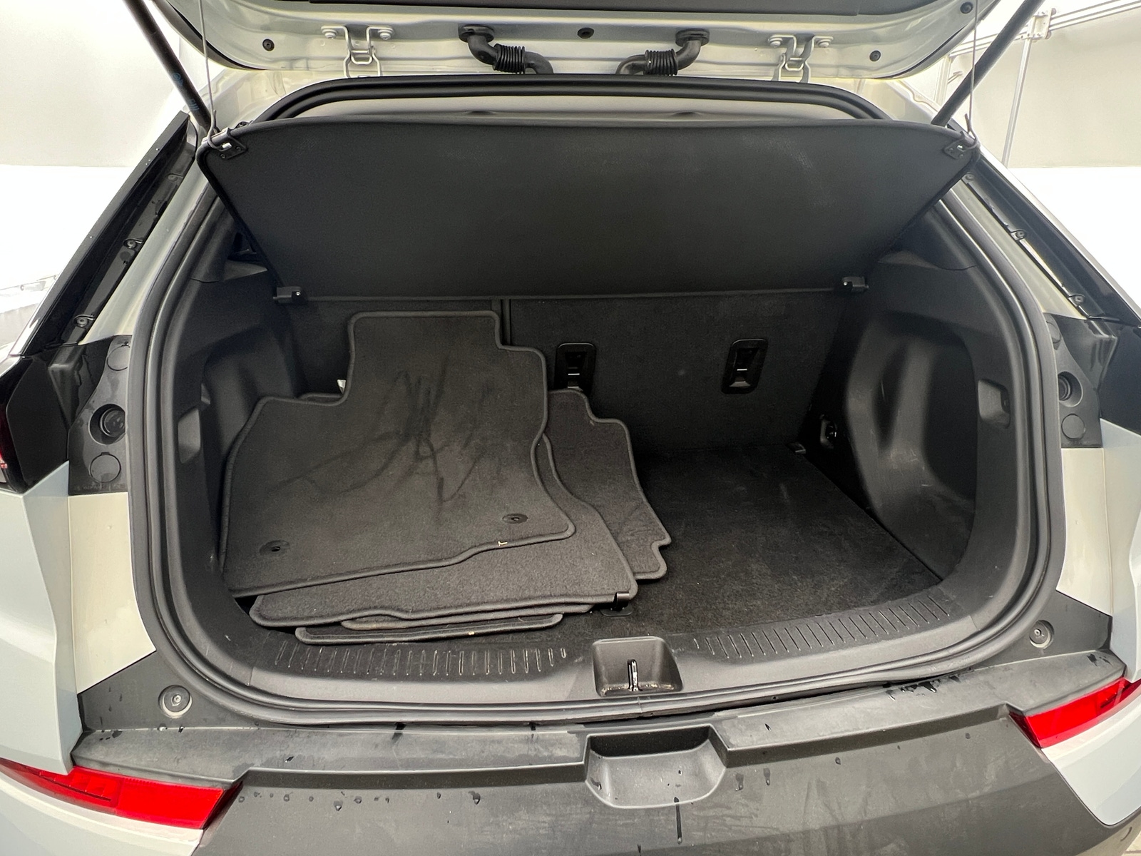 Thumbnail: 2023 Chevrolet Bolt EUV - 7