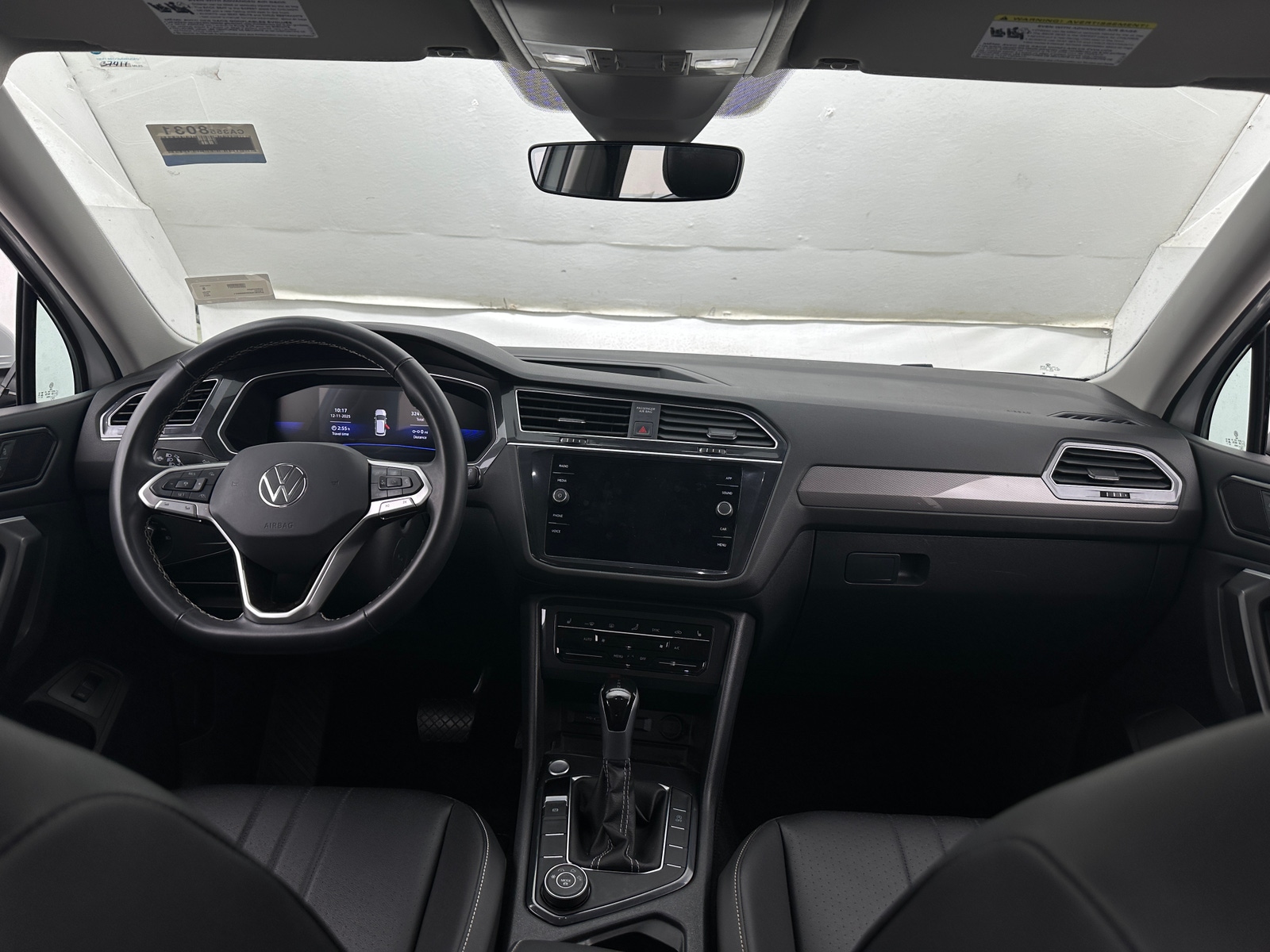 Thumbnail: 2024 Volkswagen Tiguan - 2