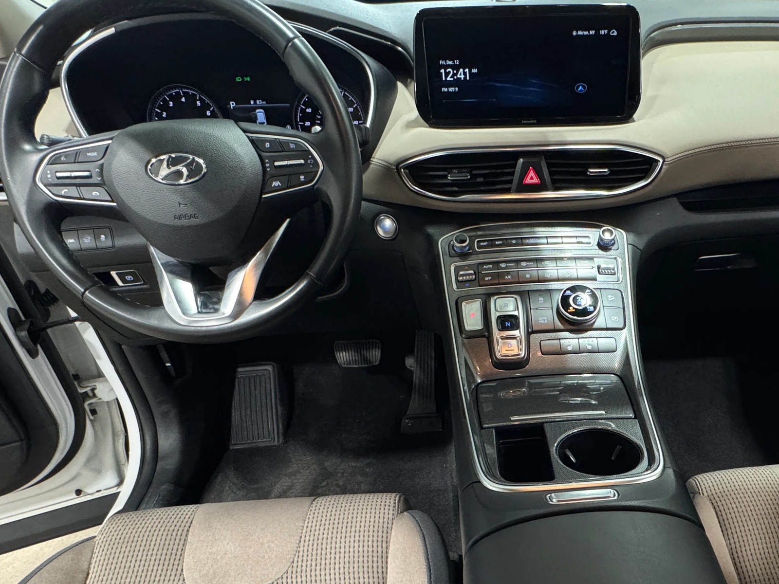 Thumbnail: 2023 Hyundai Santa Fe - 3