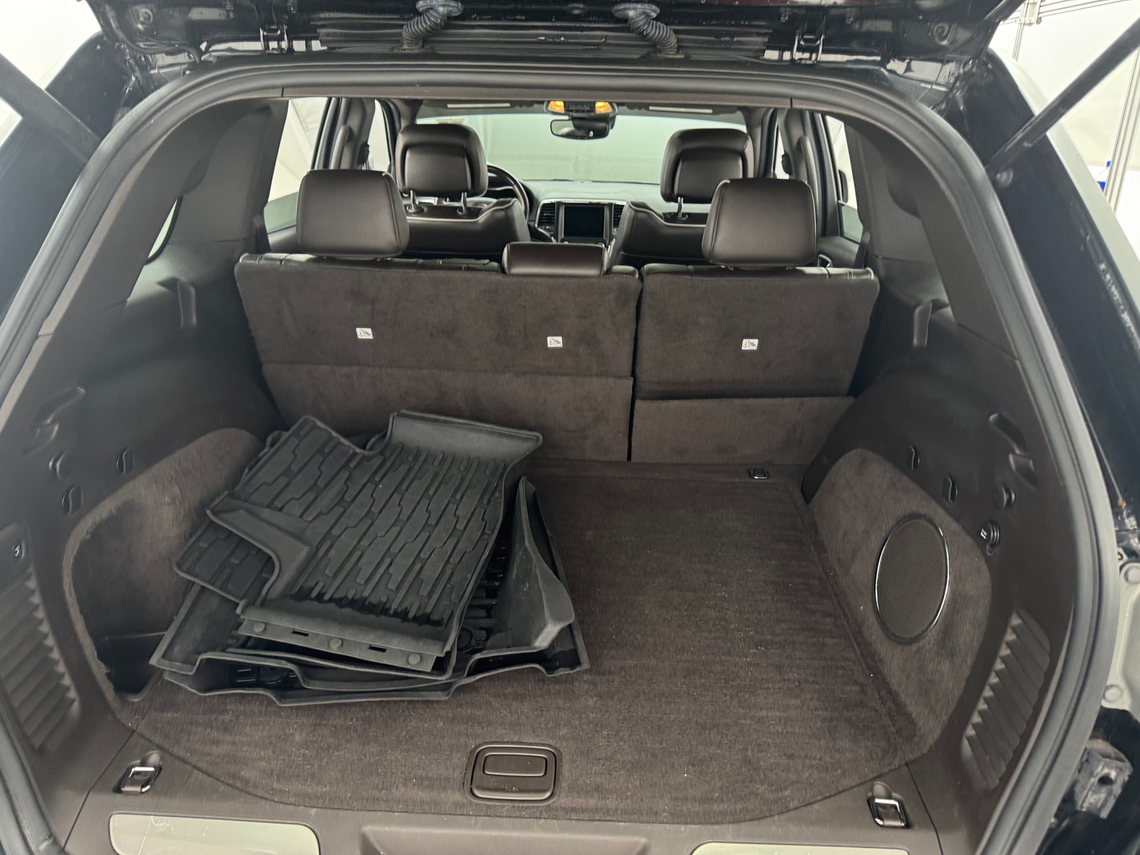 Thumbnail: 2018 Jeep Grand Cherokee - 6