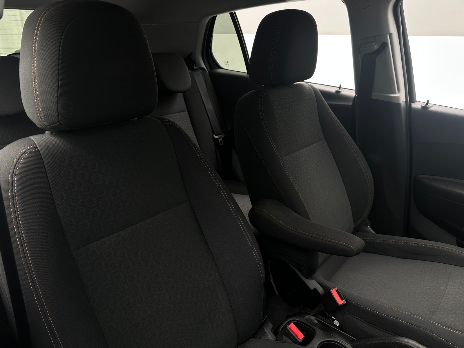 Thumbnail: 2019 Chevrolet Trax - 2