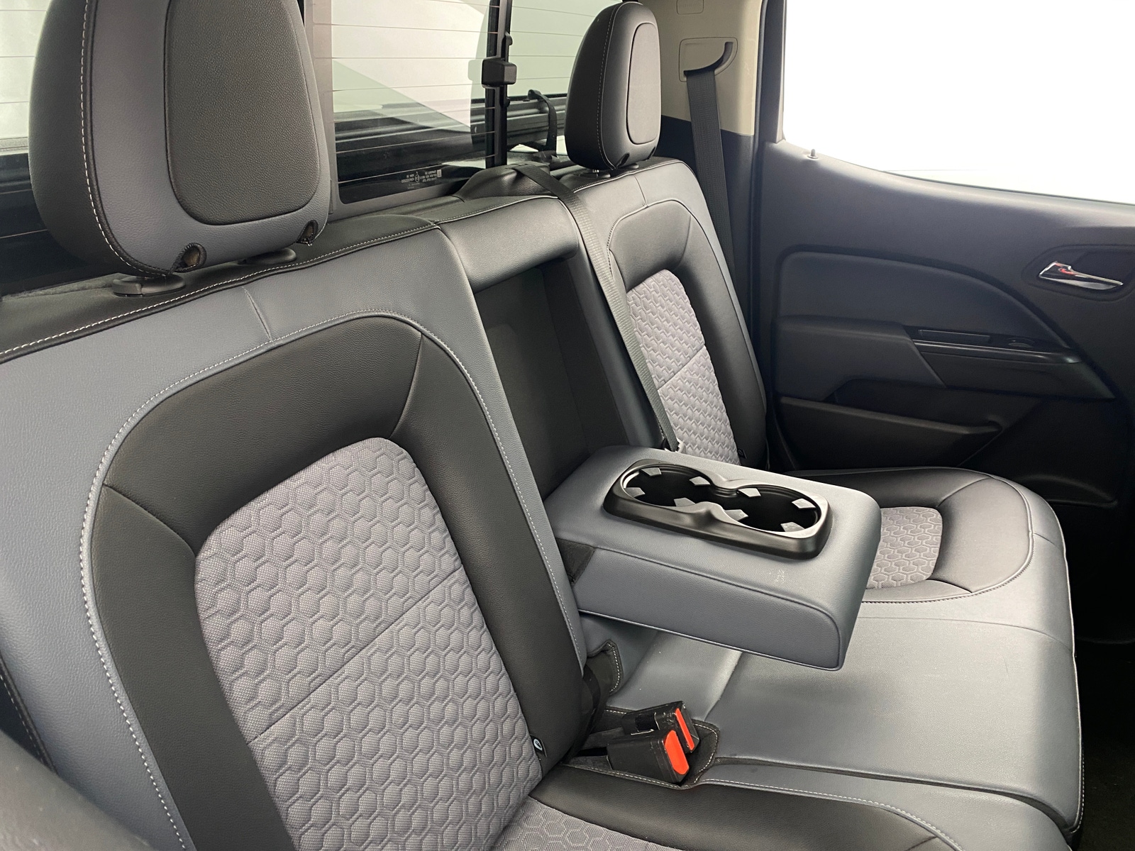 Thumbnail: 2017 Chevrolet Colorado - 6