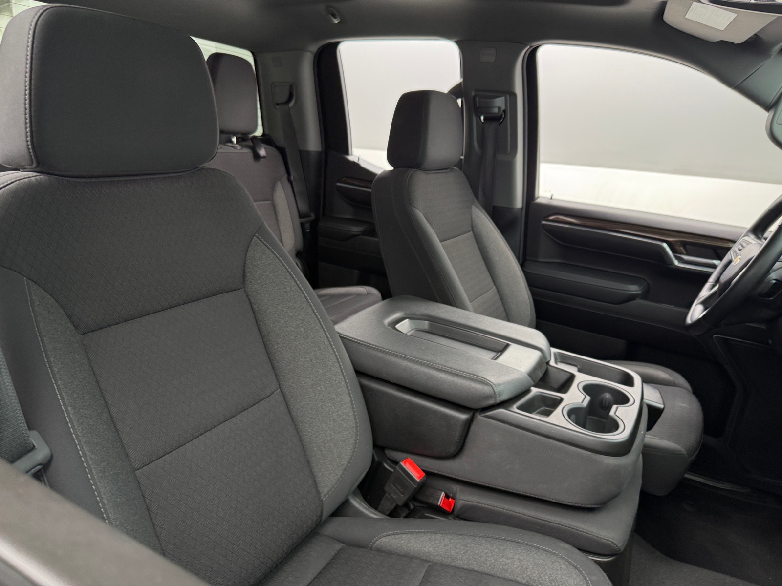 Thumbnail: 2024 Chevrolet Silverado 1500 - 2