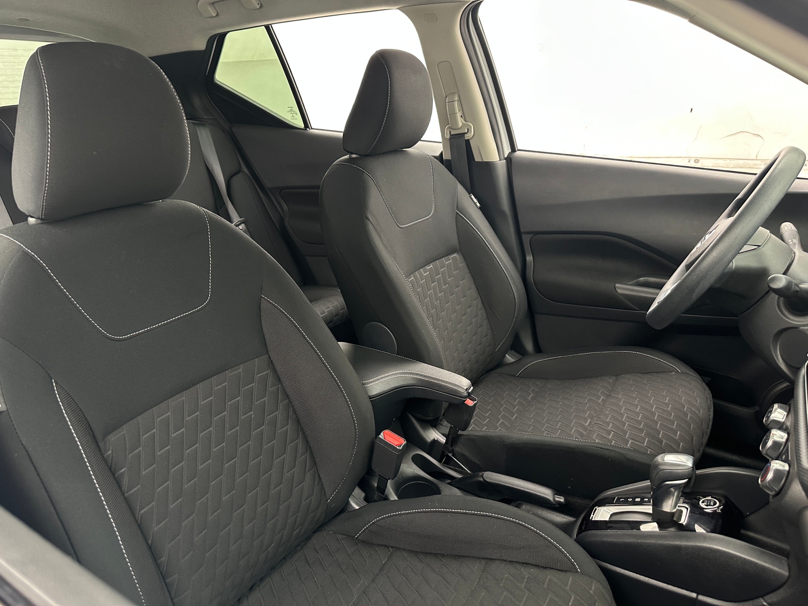 Thumbnail: 2021 Nissan Kicks - 2